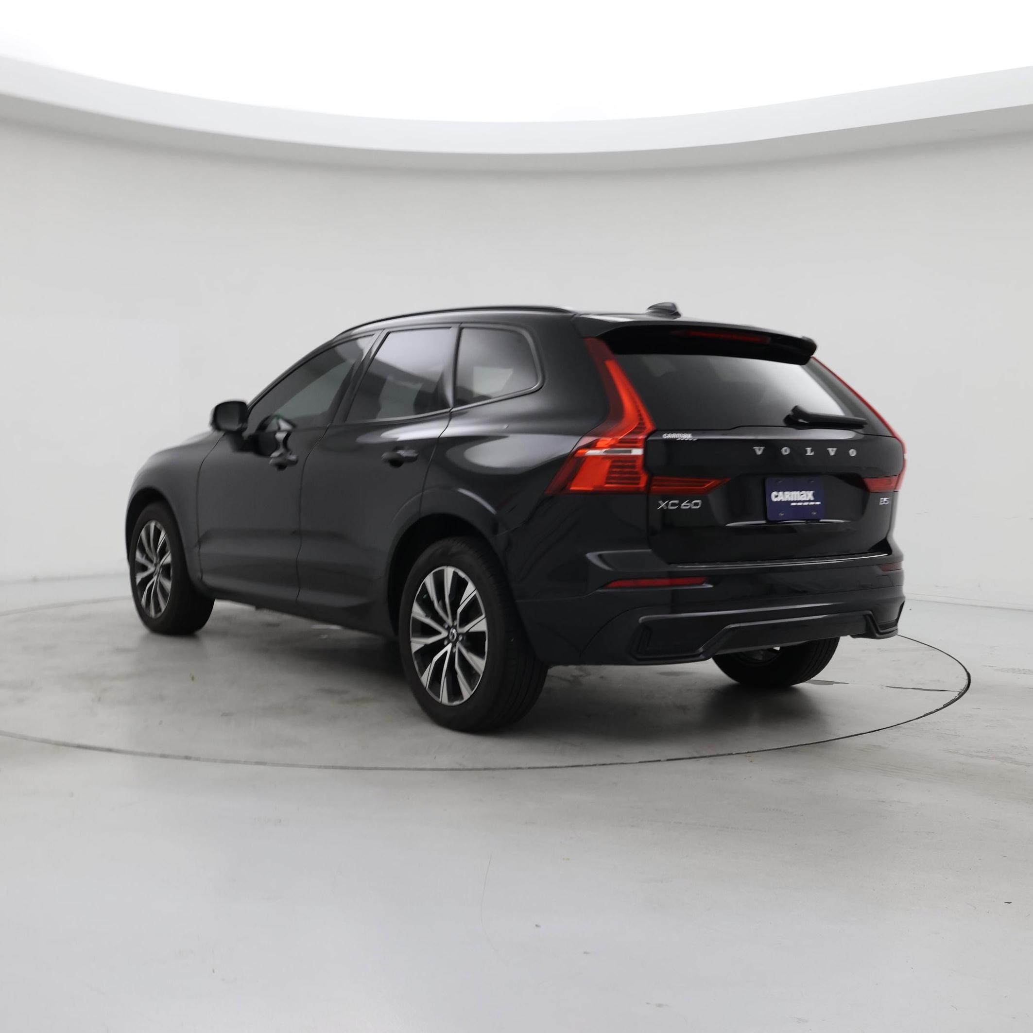 Thumbnail: 2025 Volvo XC60 - 2
