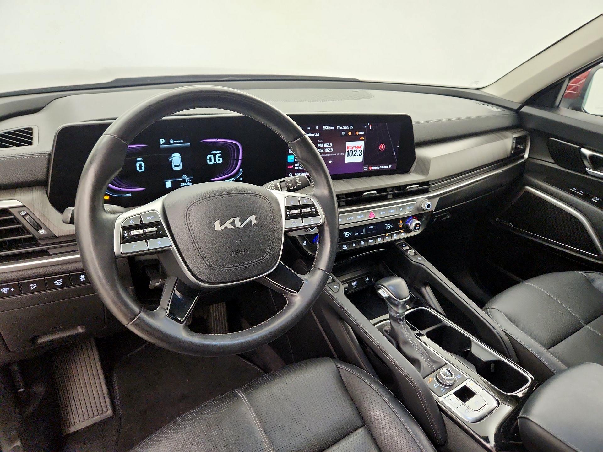 Thumbnail: 2023 Kia Telluride - 9