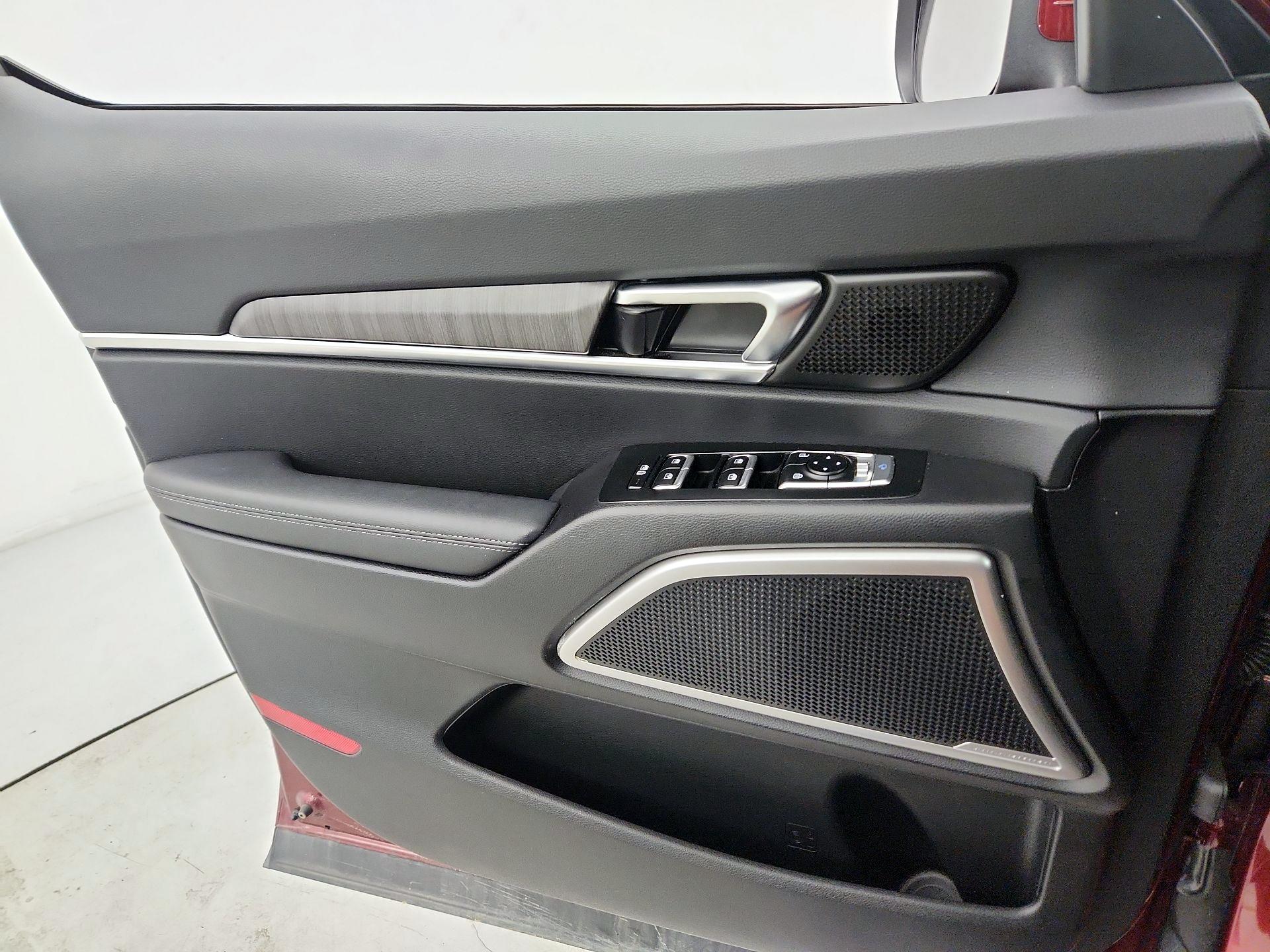 Thumbnail: 2023 Kia Telluride - 12