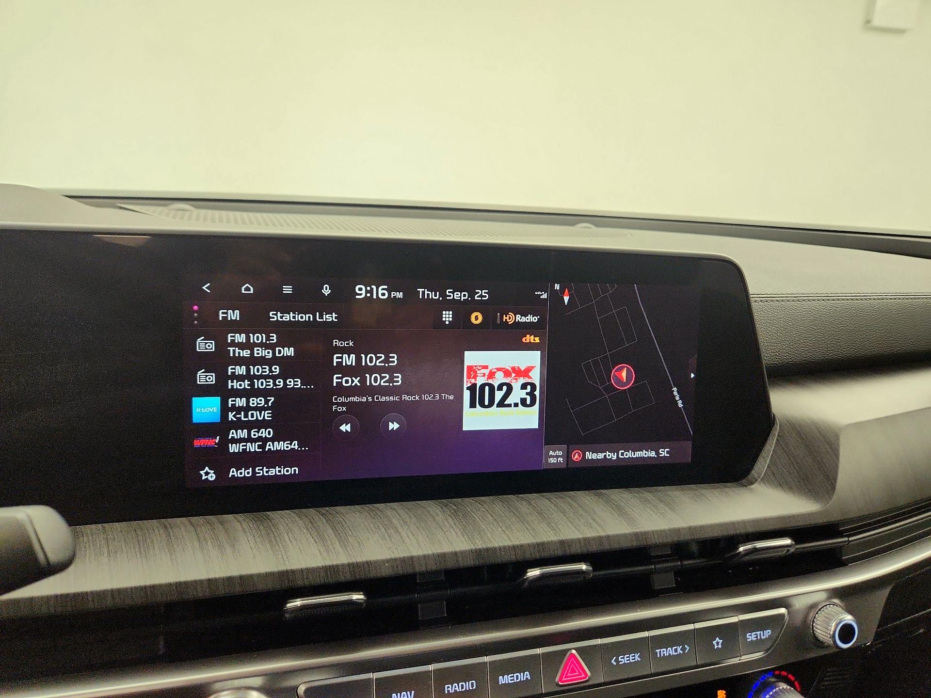 Thumbnail: 2023 Kia Telluride - 15