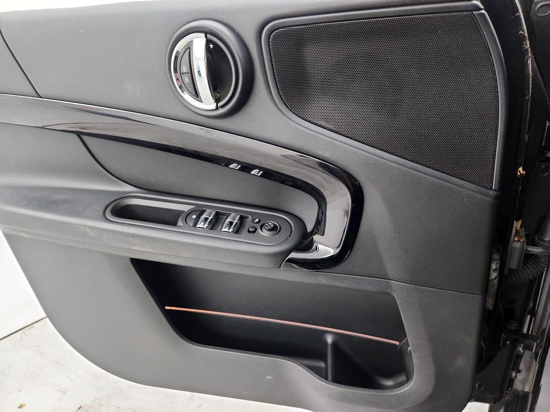 Thumbnail: 2019 MINI Cooper Countryman - 12