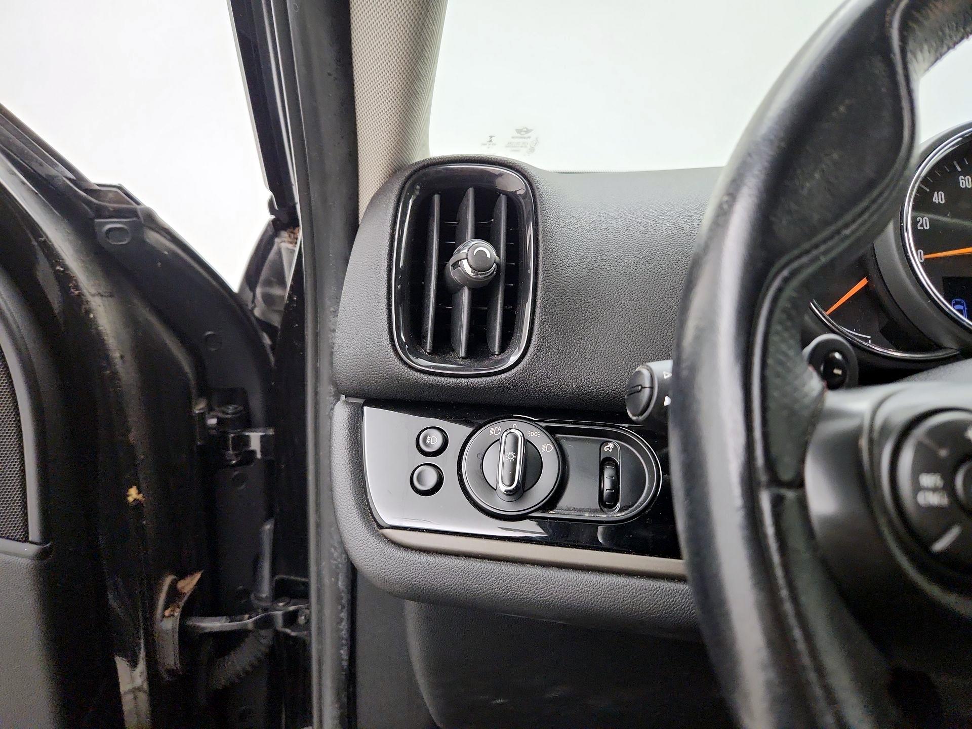 Thumbnail: 2019 MINI Cooper Countryman - 13