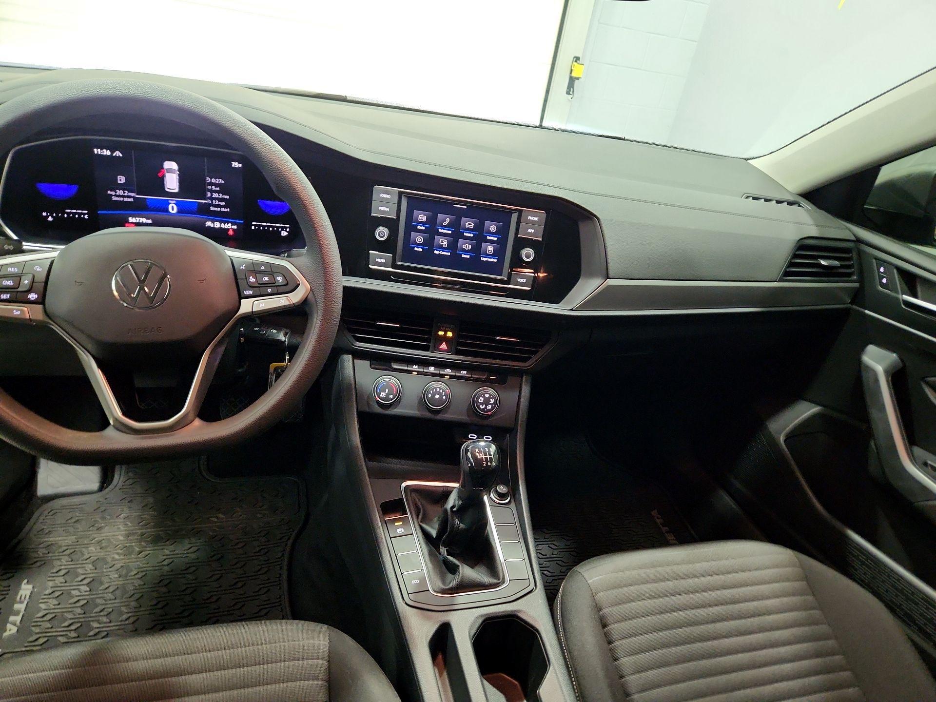 Thumbnail: 2023 Volkswagen Jetta - 9