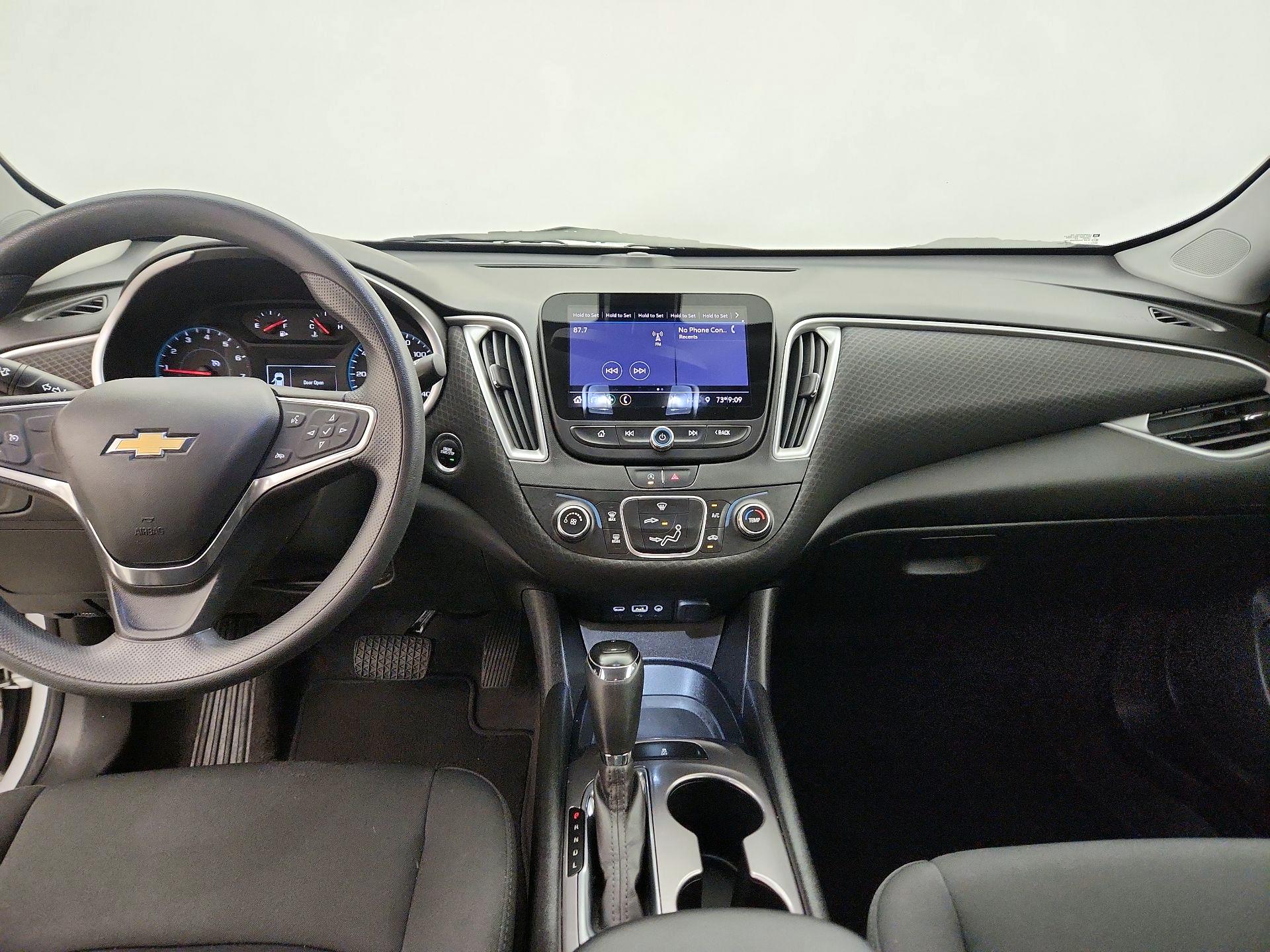 Thumbnail: 2020 Chevrolet Malibu - 9