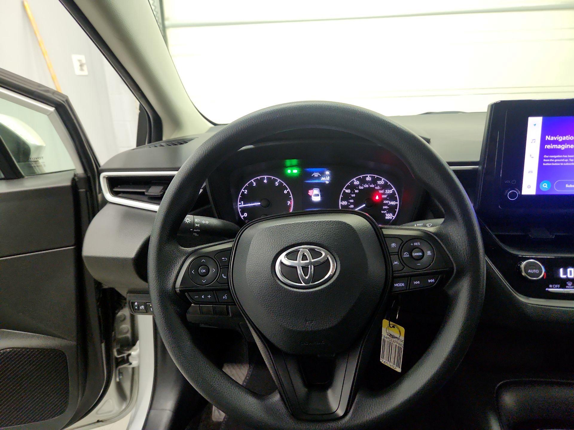 Thumbnail: 2023 Toyota Corolla - 10