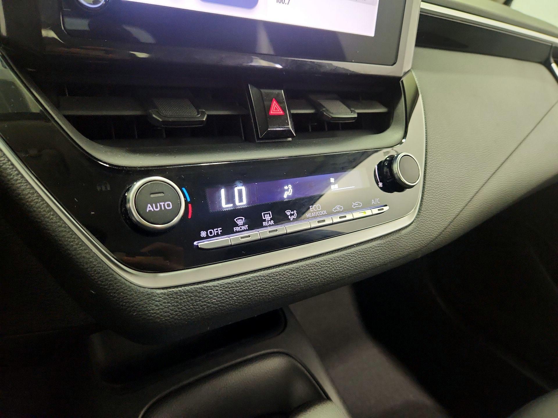 Thumbnail: 2023 Toyota Corolla - 17