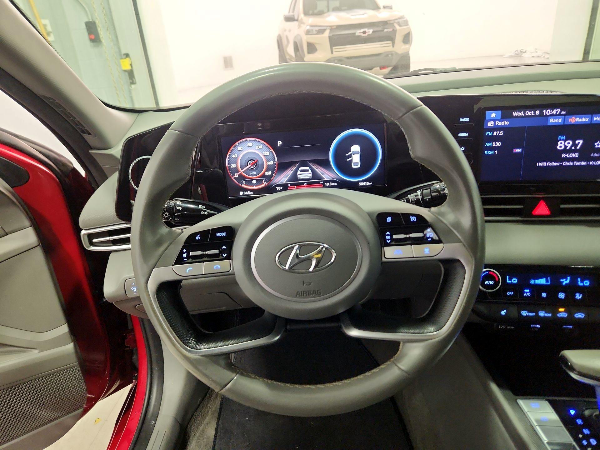 Thumbnail: 2022 Hyundai Elantra - 10