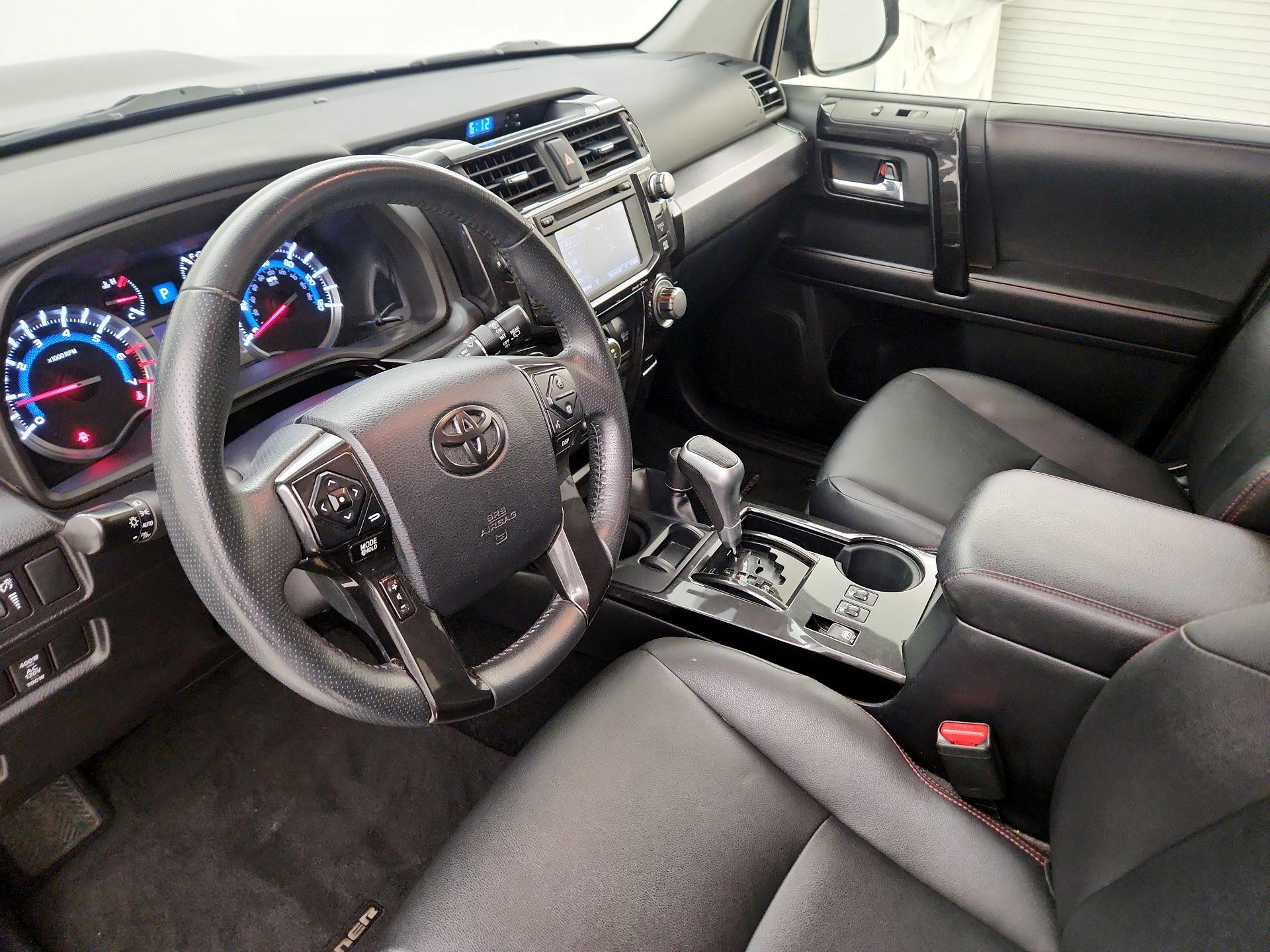 Thumbnail: 2016 Toyota 4Runner - 11