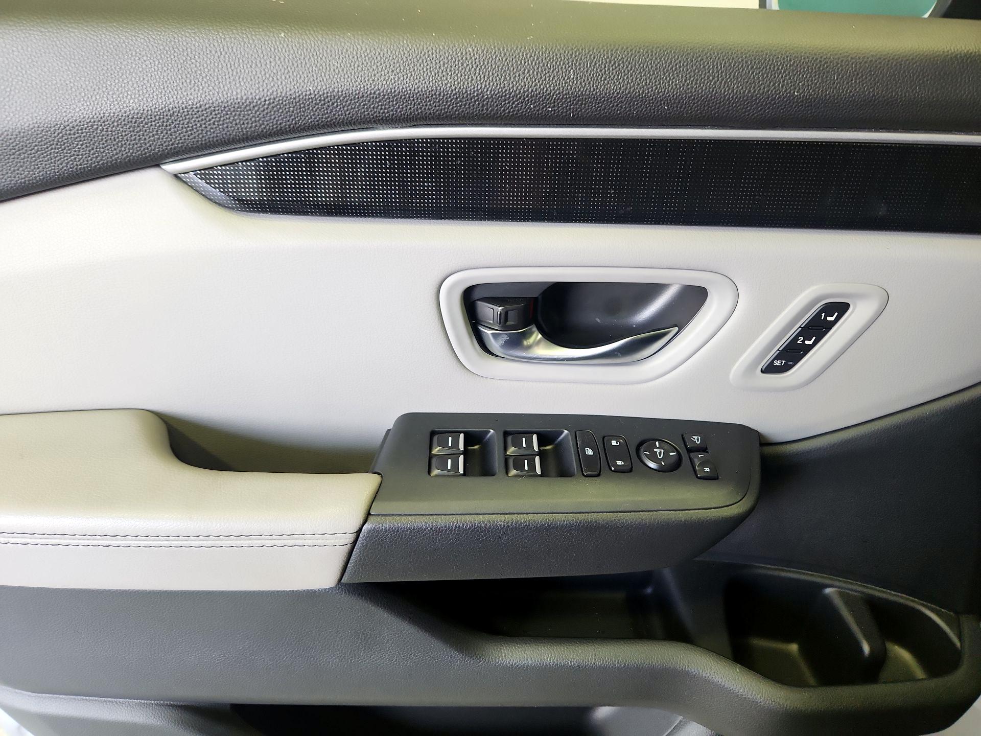 Thumbnail: 2023 Honda Pilot - 12
