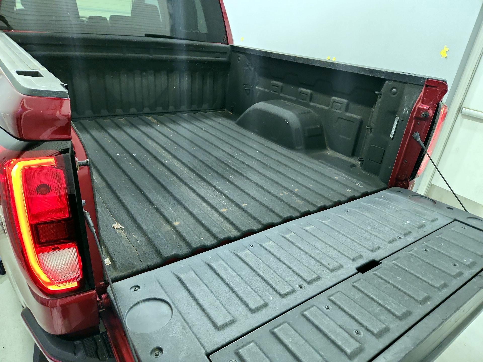 Thumbnail: 2022 GMC Sierra 1500 - 20