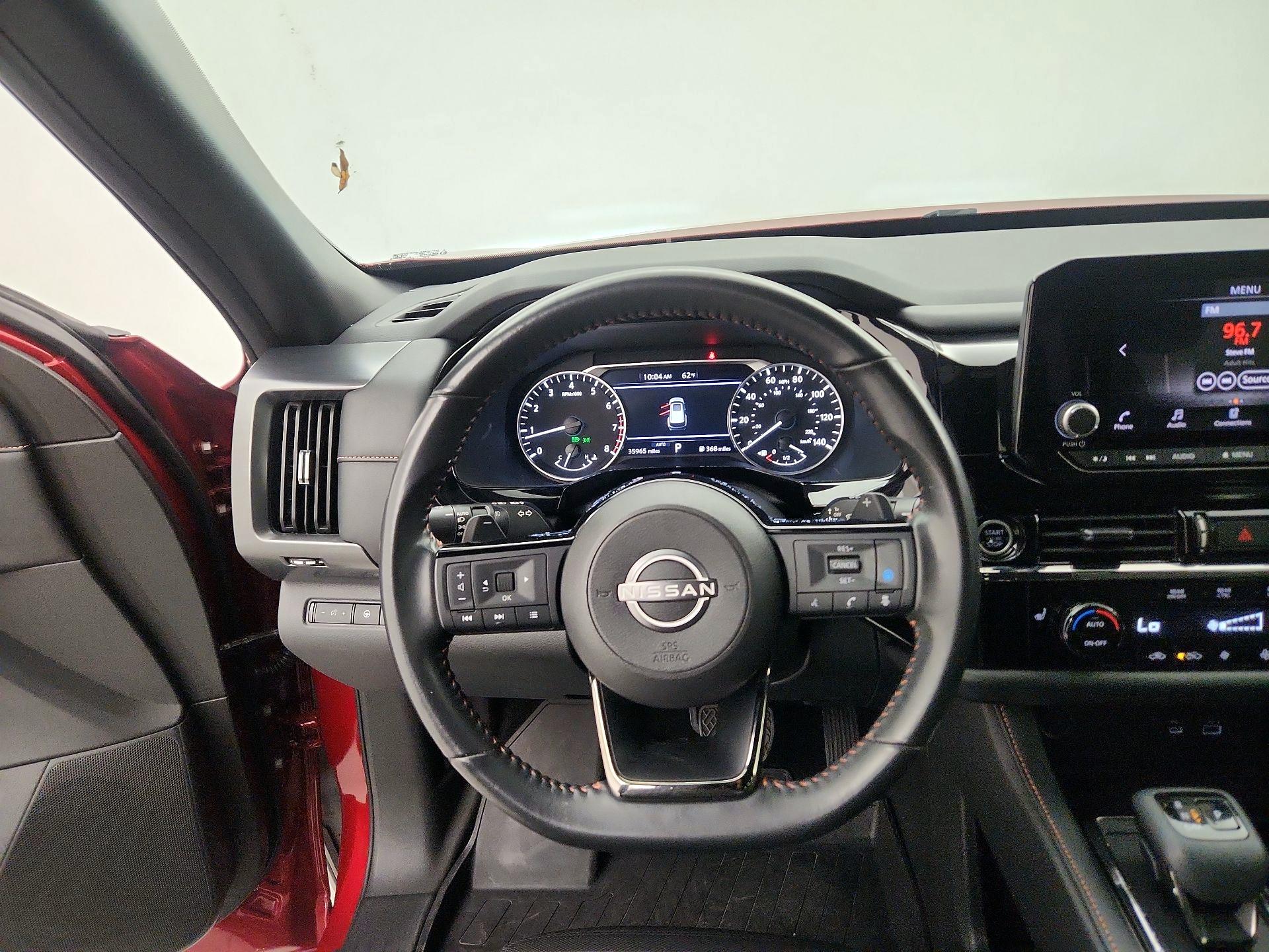 Thumbnail: 2023 Nissan Pathfinder - 10