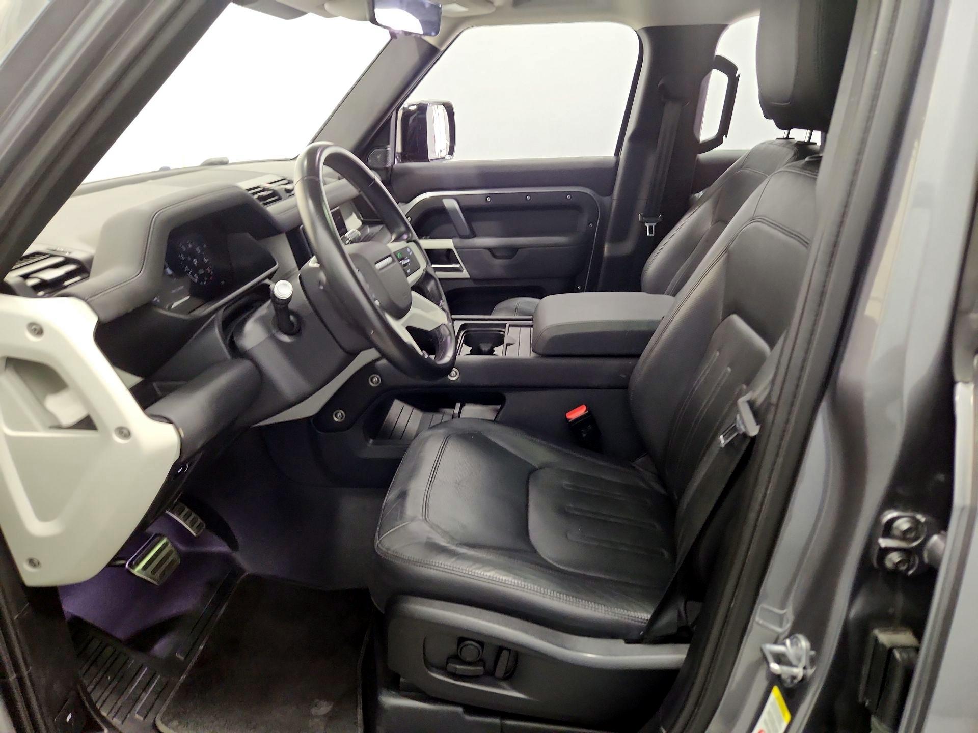 Thumbnail: 2021 Land Rover Defender - 11