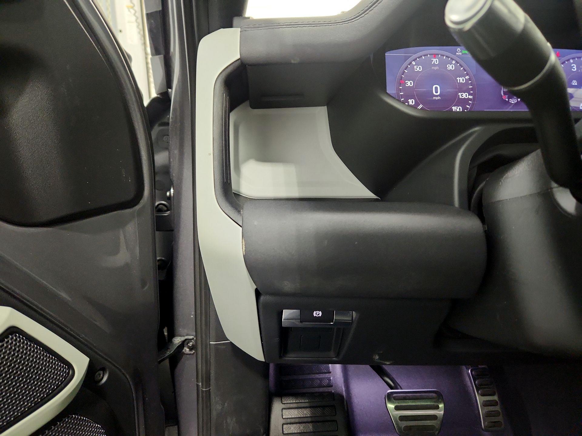 Thumbnail: 2021 Land Rover Defender - 13