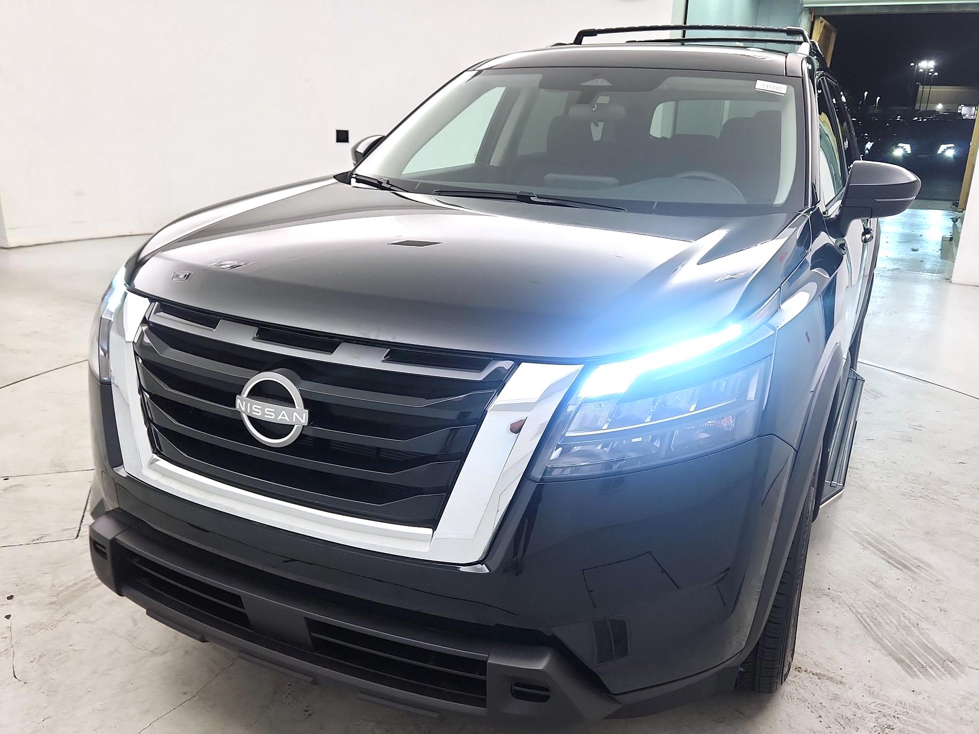 Thumbnail: 2025 Nissan Pathfinder - 3