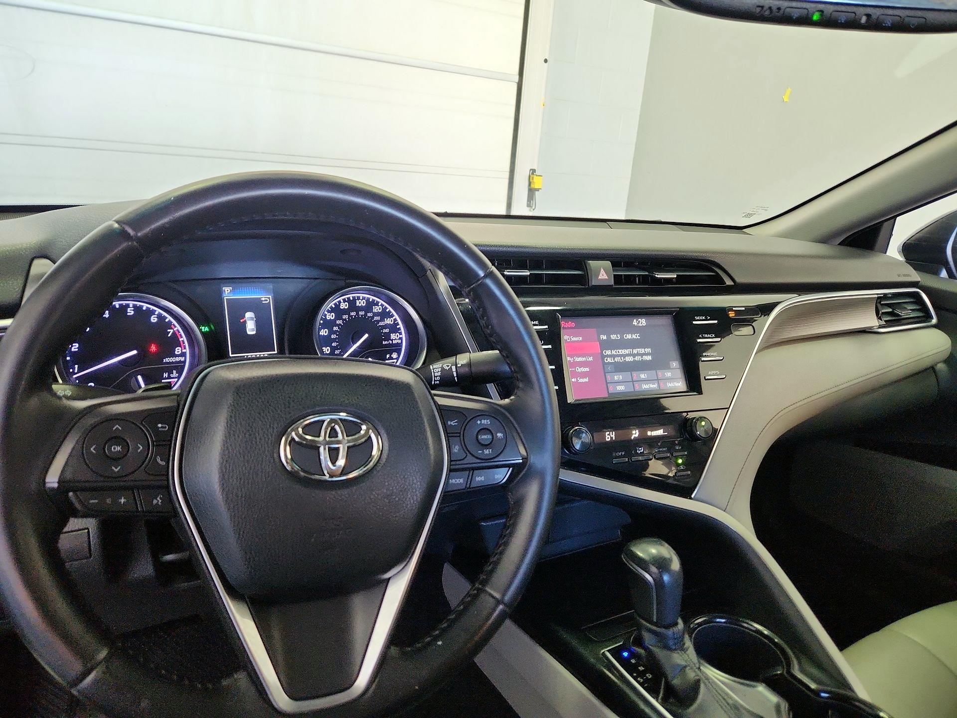 Thumbnail: 2018 Toyota Camry - 9