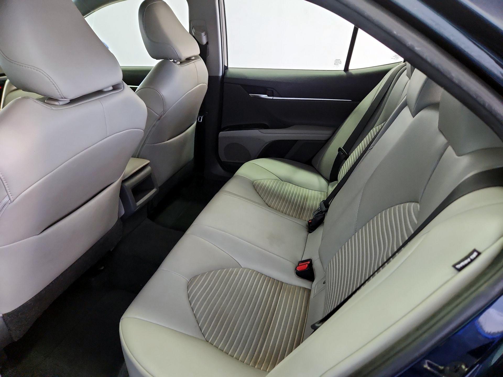 Thumbnail: 2018 Toyota Camry - 19