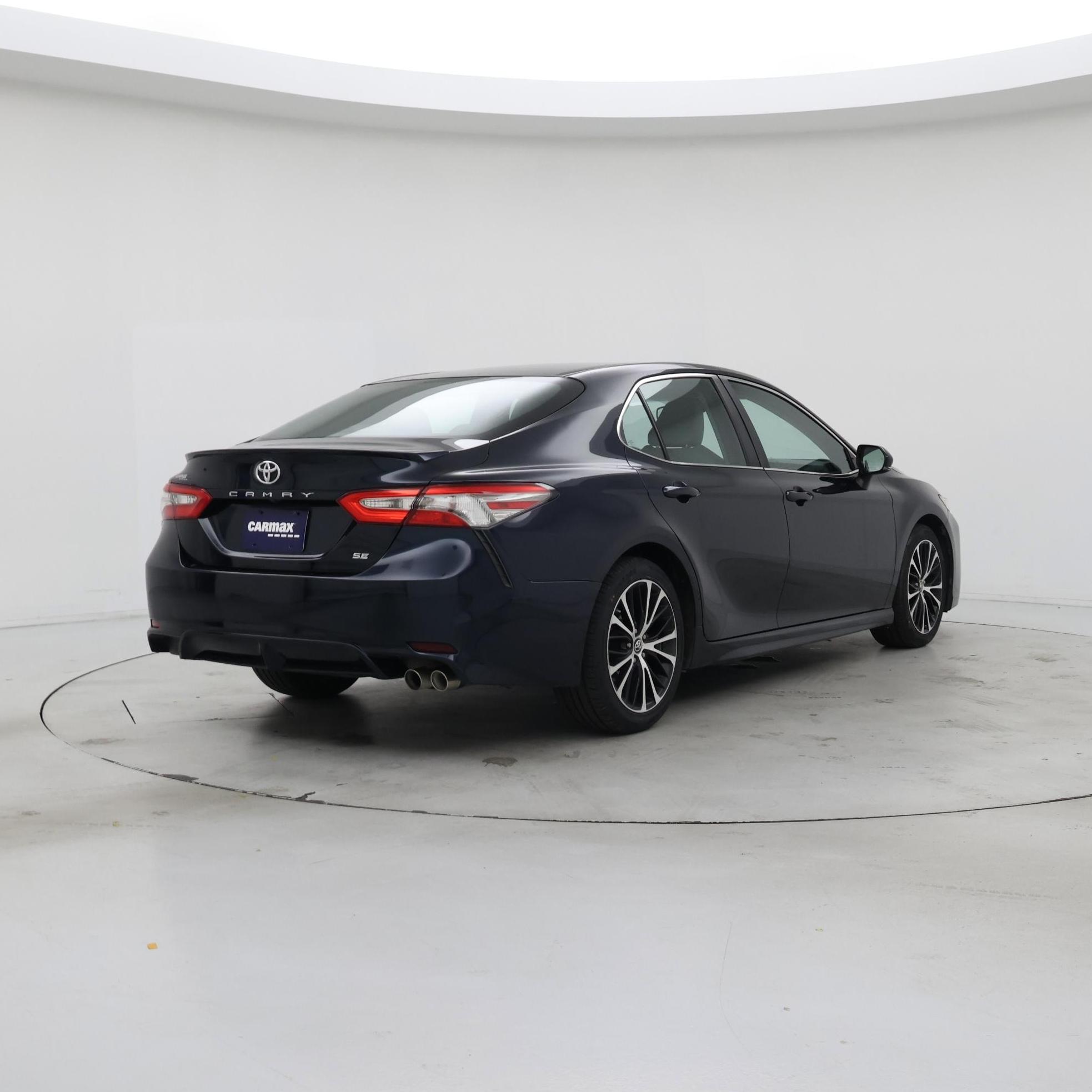 Thumbnail: 2018 Toyota Camry - 8
