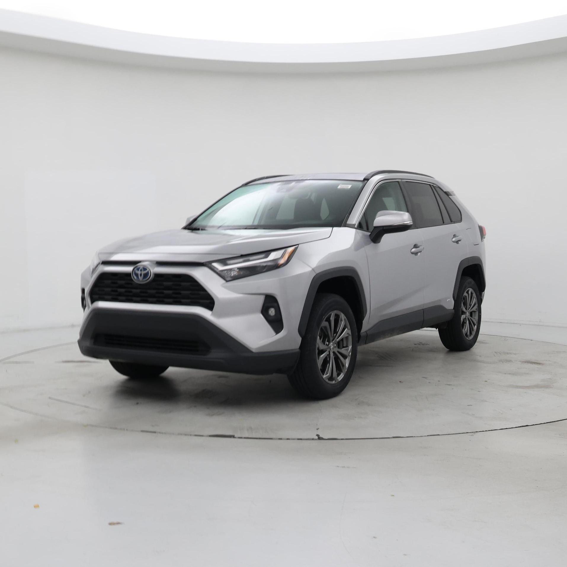 Thumbnail: 2022 Toyota RAV4 - 4