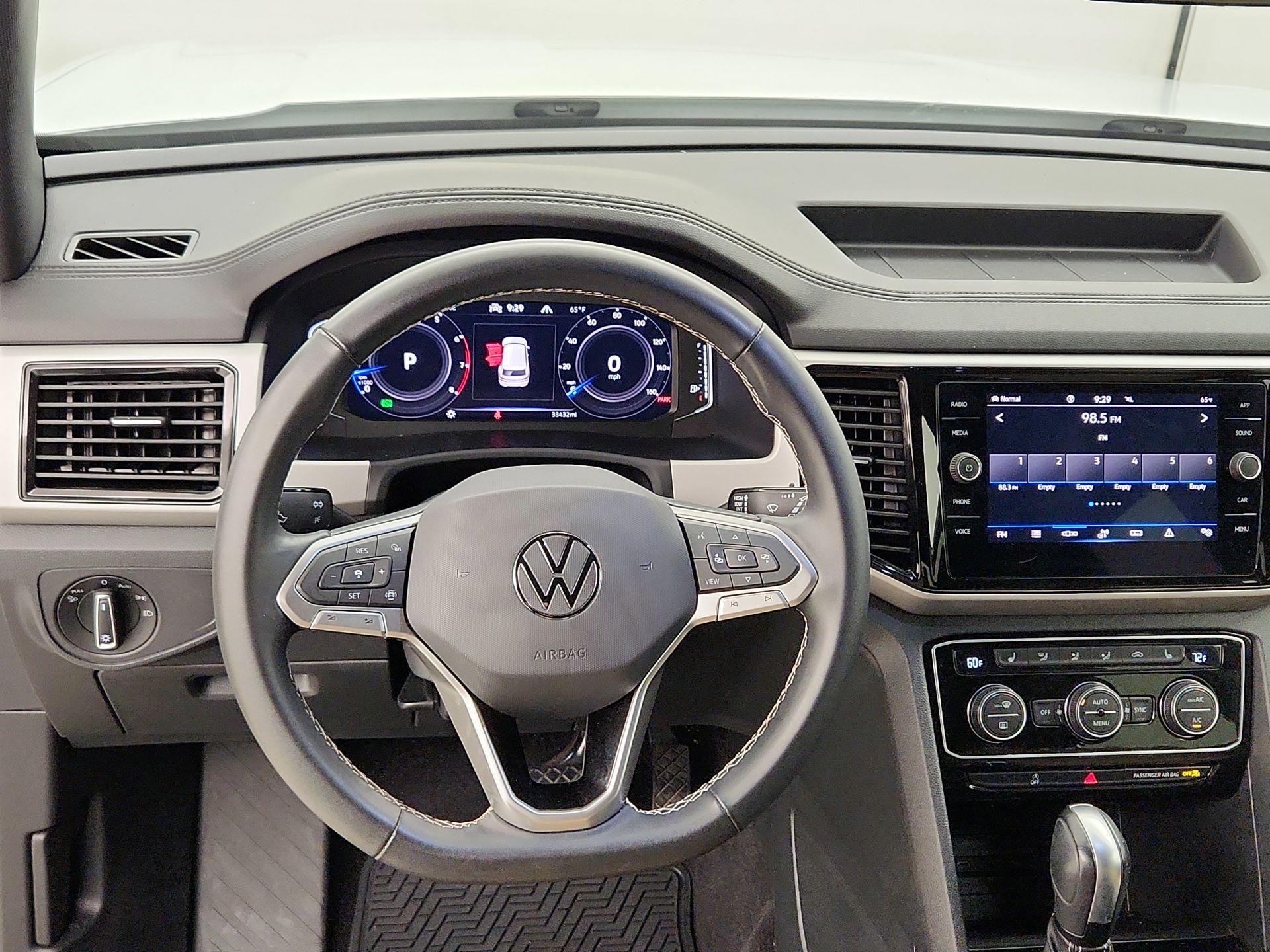 Thumbnail: 2022 Volkswagen Atlas - 10