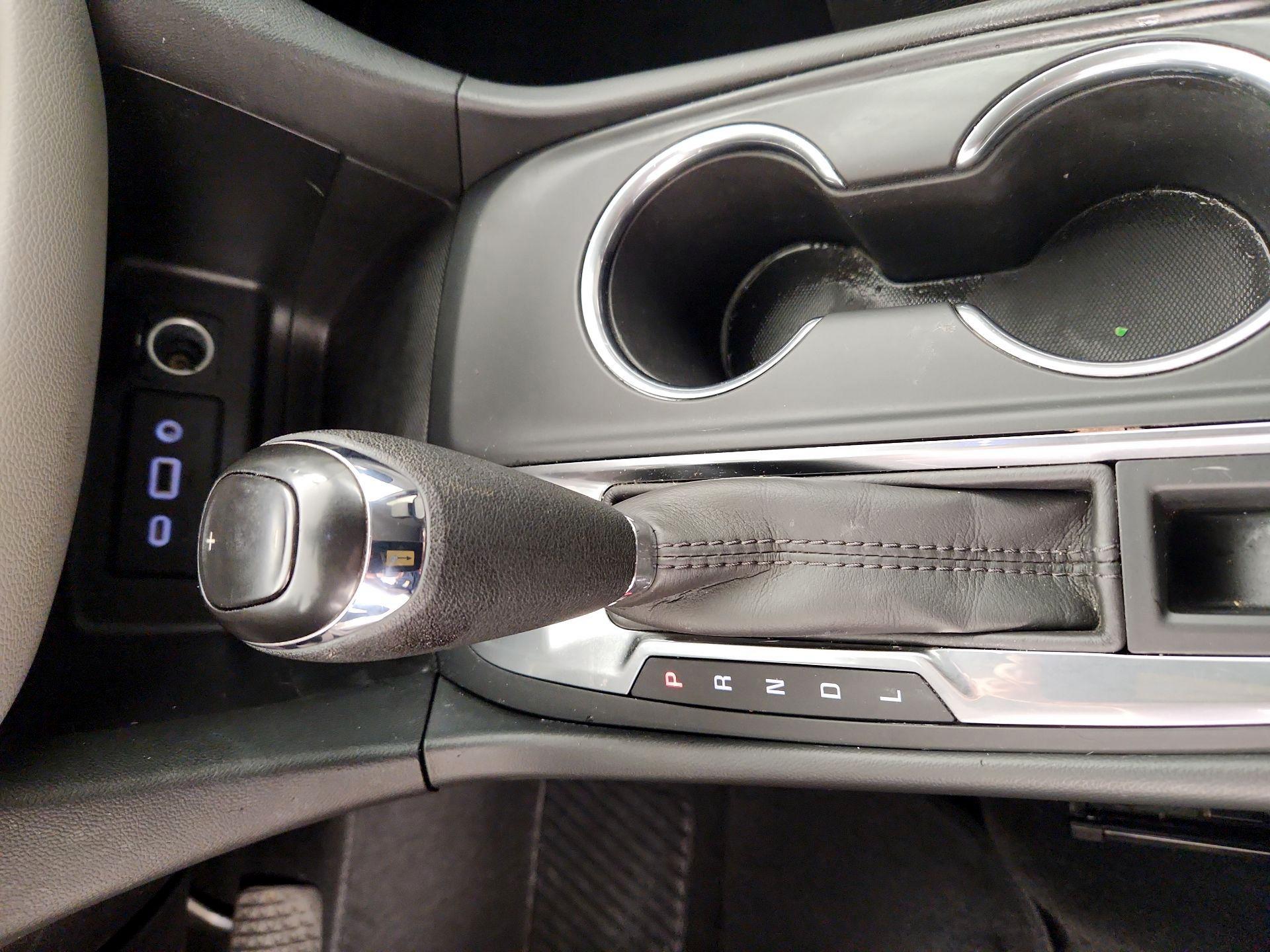 Thumbnail: 2020 Chevrolet Equinox - 17