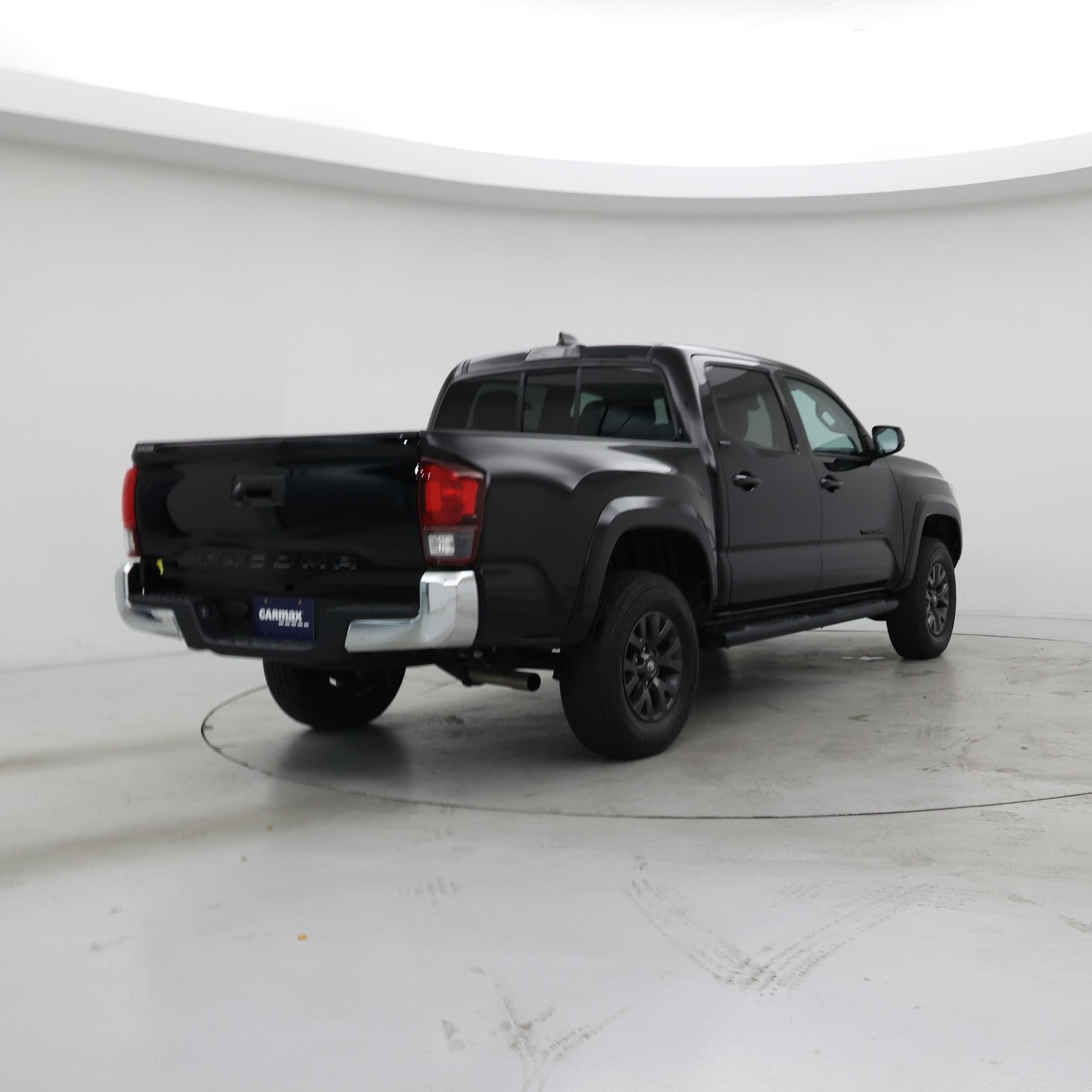 Thumbnail: 2022 Toyota Tacoma - 8