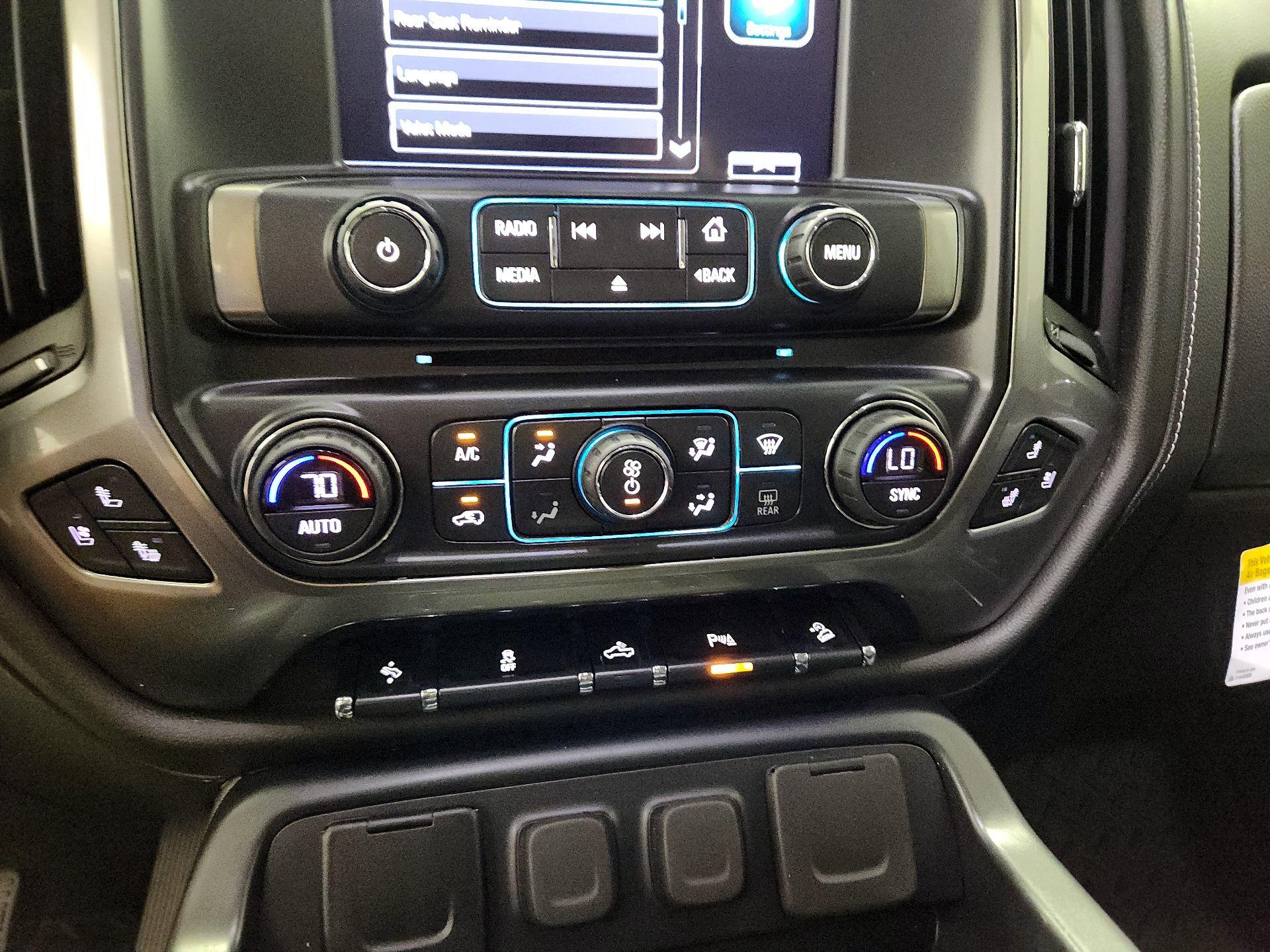 Thumbnail: 2018 Chevrolet Silverado 1500 - 16
