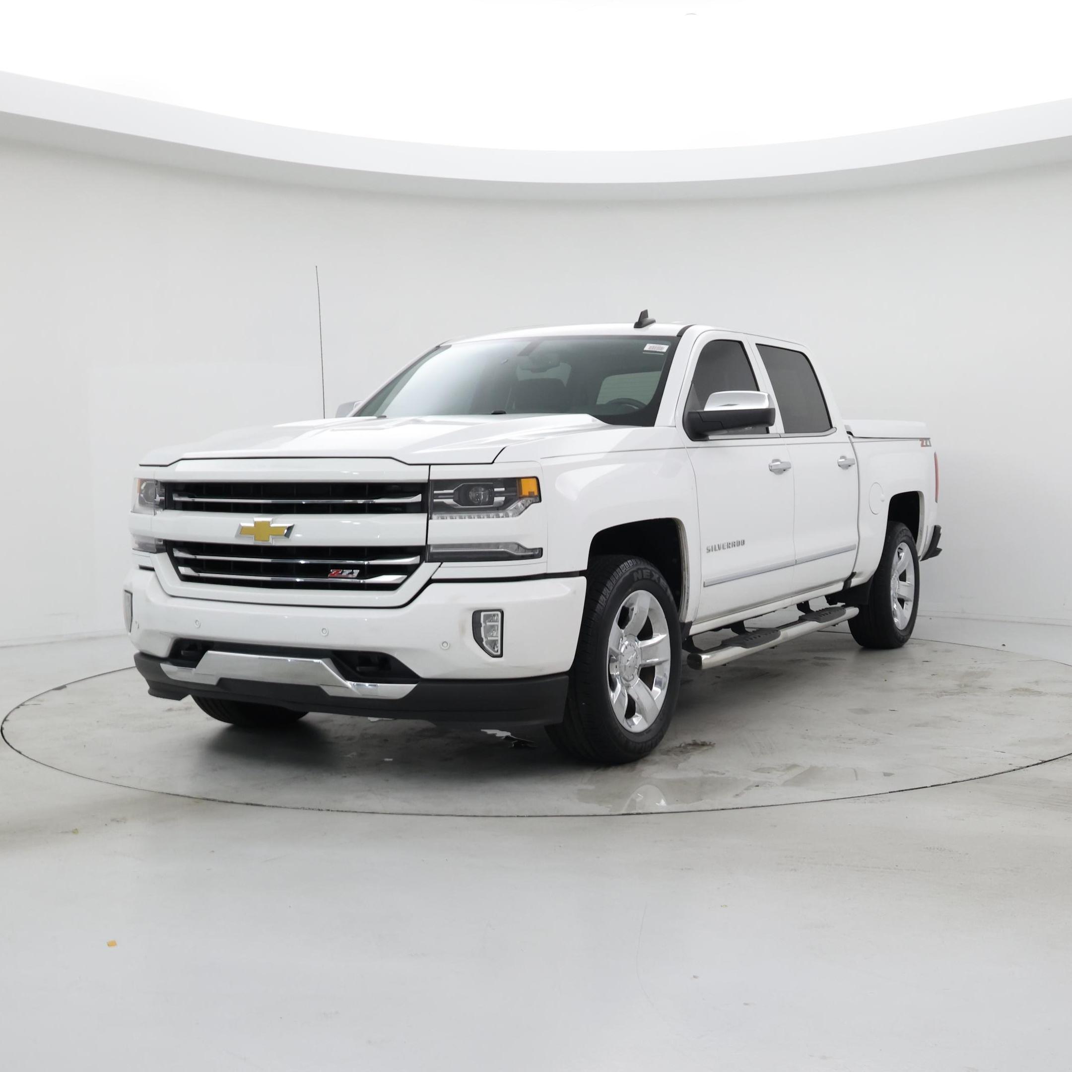 Thumbnail: 2018 Chevrolet Silverado 1500 - 4