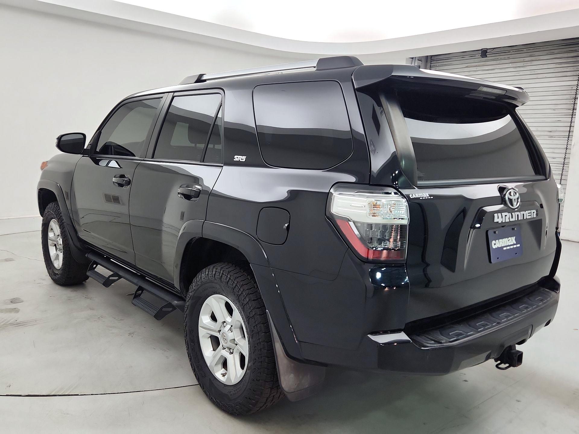 Thumbnail: 2021 Toyota 4Runner - 7