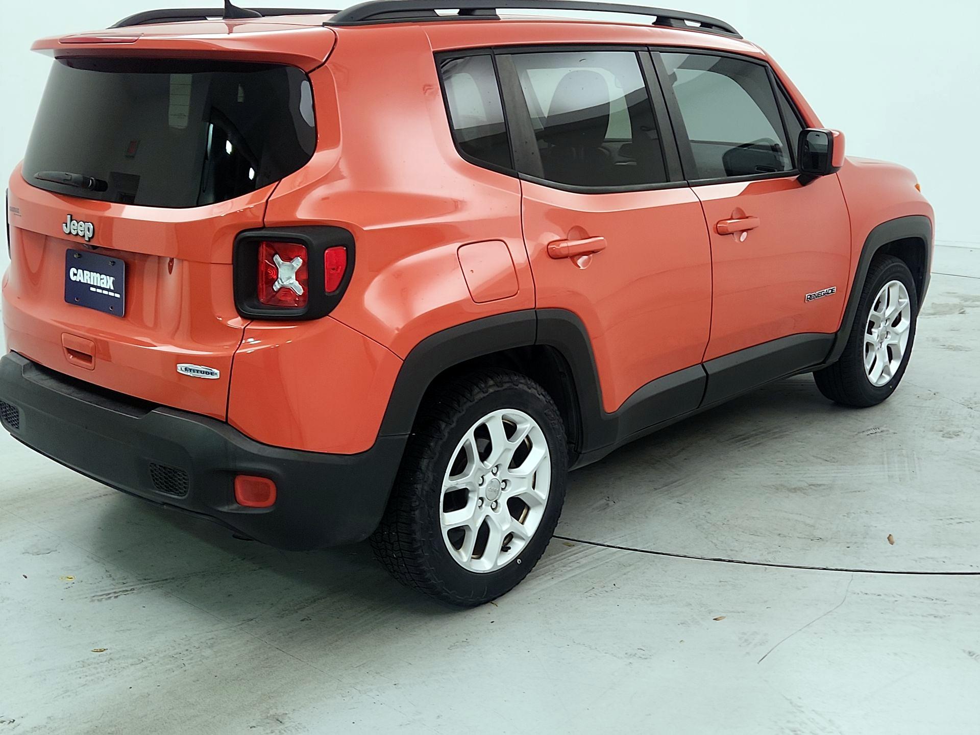 Thumbnail: 2018 Jeep Renegade - 5