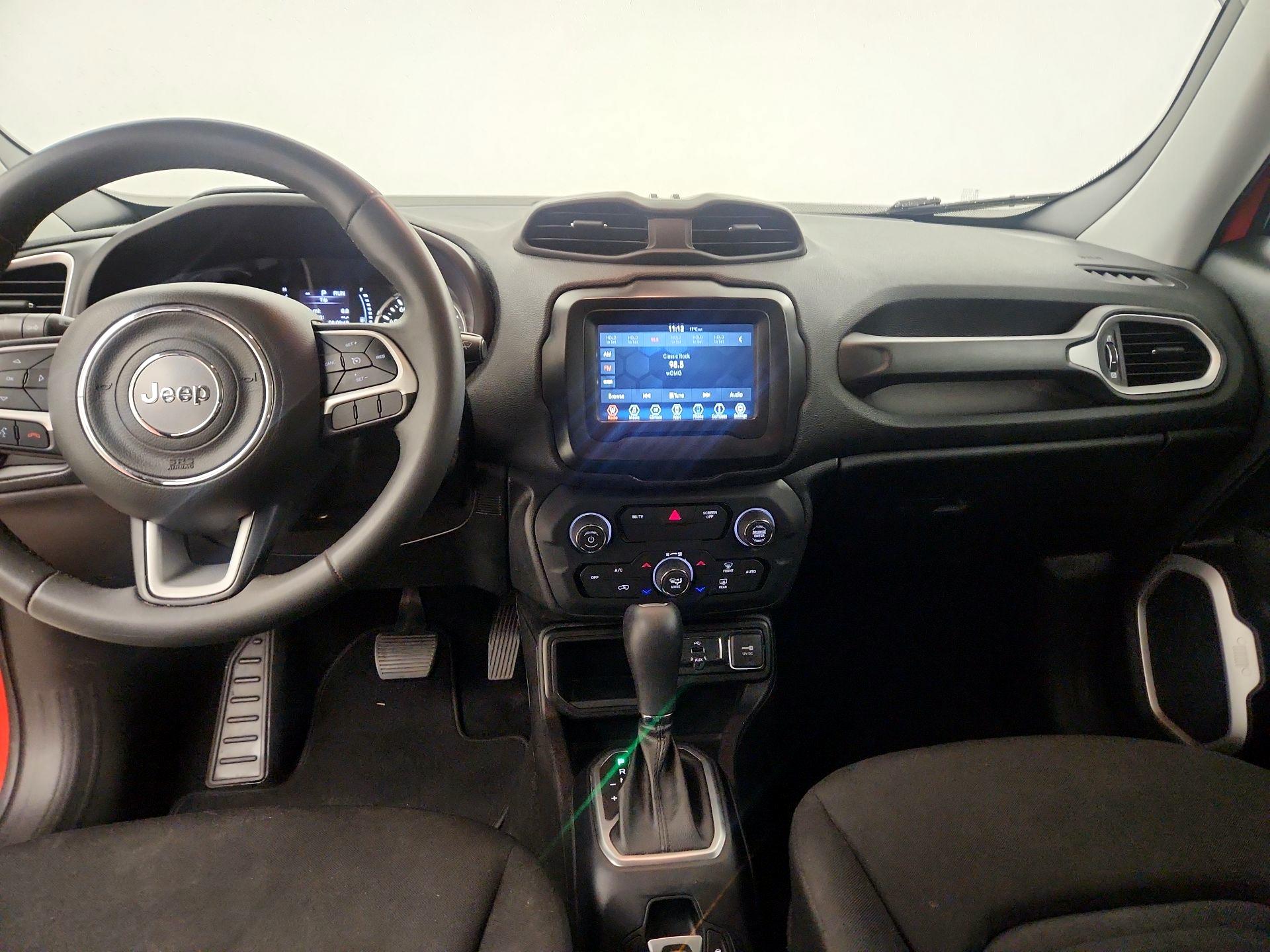 Thumbnail: 2018 Jeep Renegade - 8
