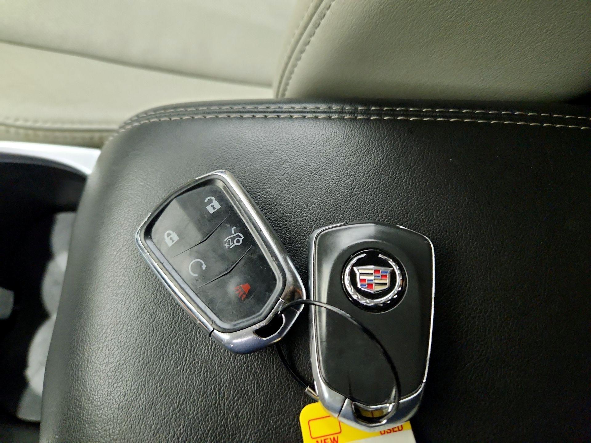Thumbnail: 2016 Cadillac SRX - 20