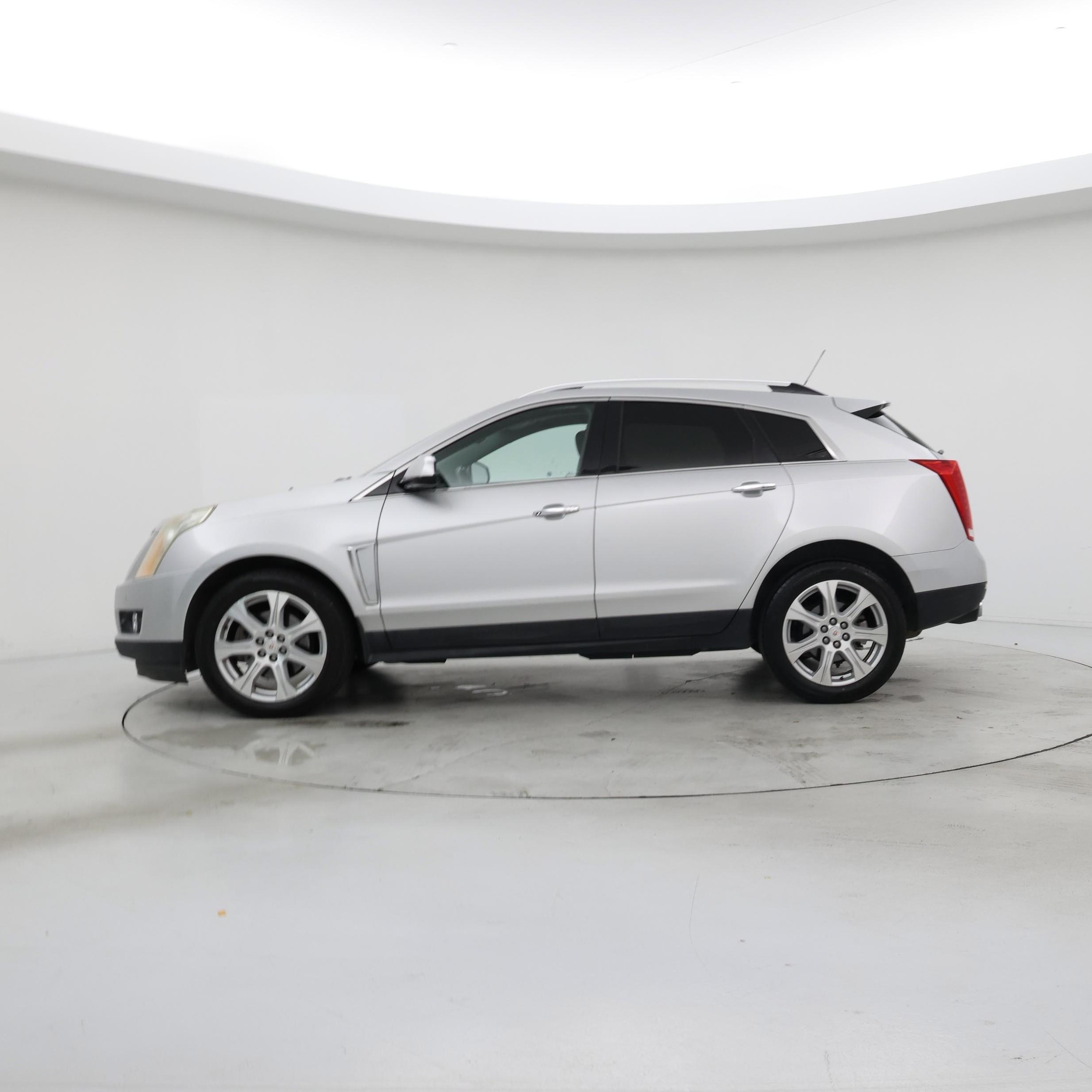 Thumbnail: 2016 Cadillac SRX - 3