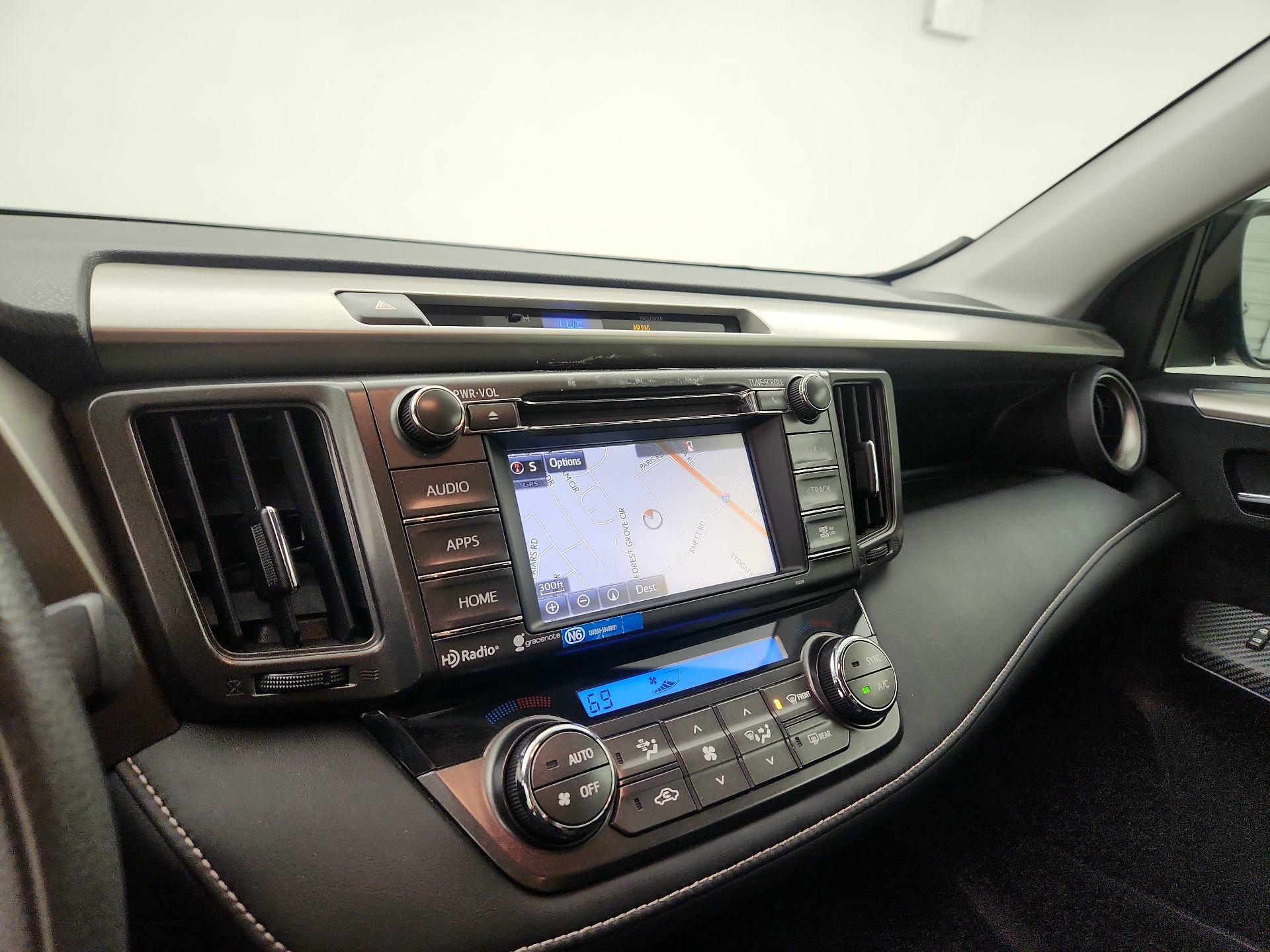 Thumbnail: 2015 Toyota RAV4 - 14