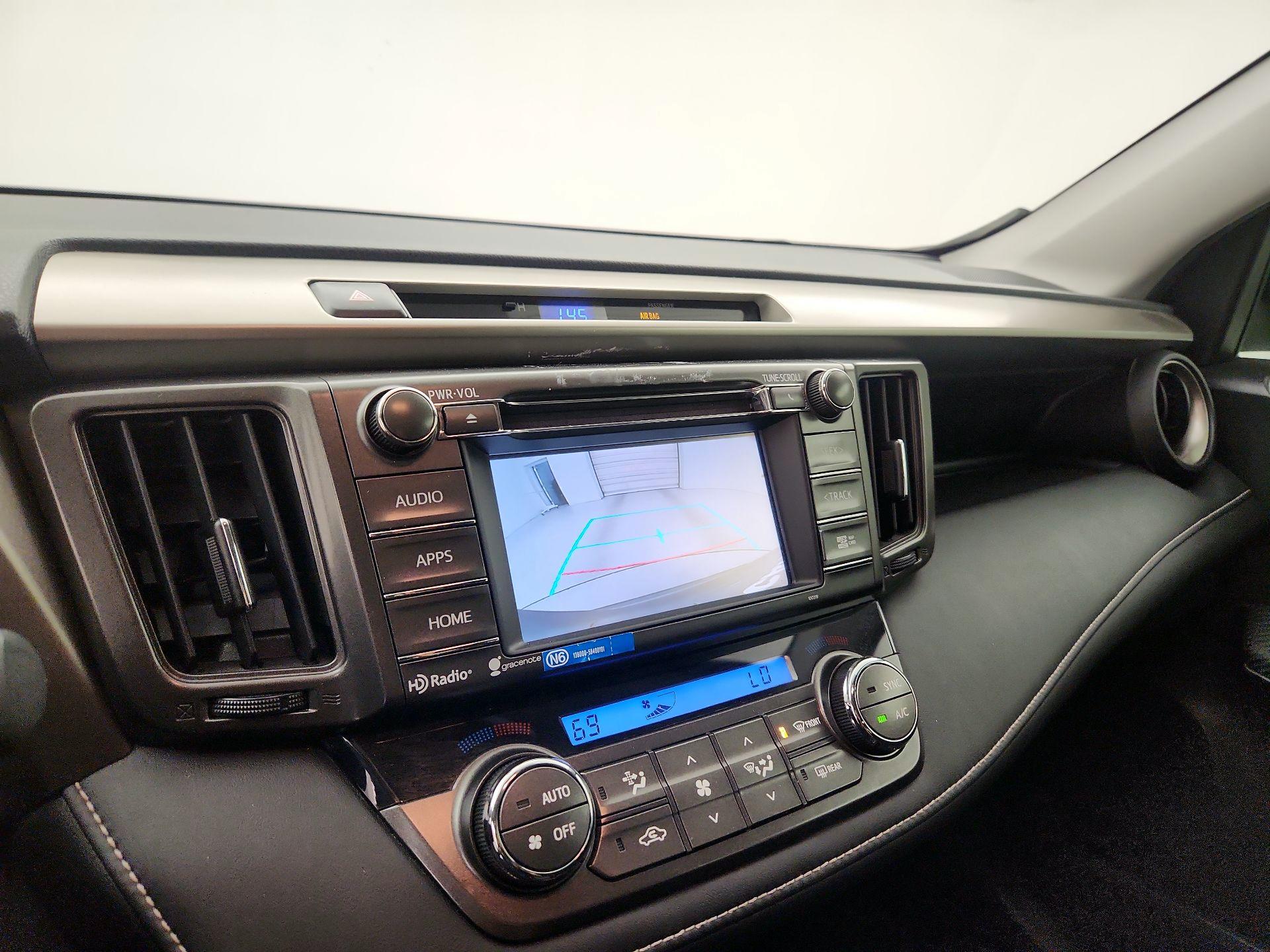 Thumbnail: 2015 Toyota RAV4 - 15