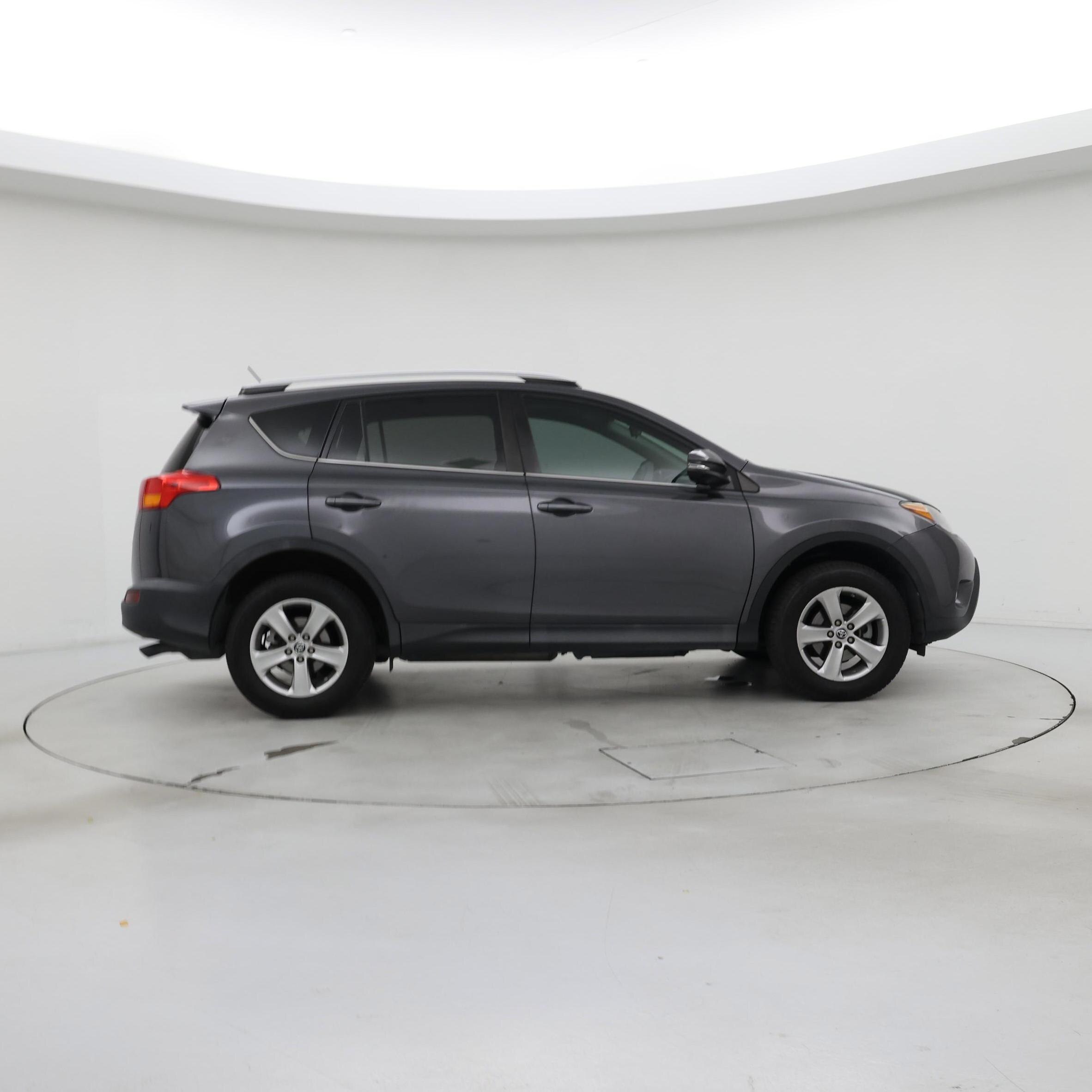 Thumbnail: 2015 Toyota RAV4 - 7