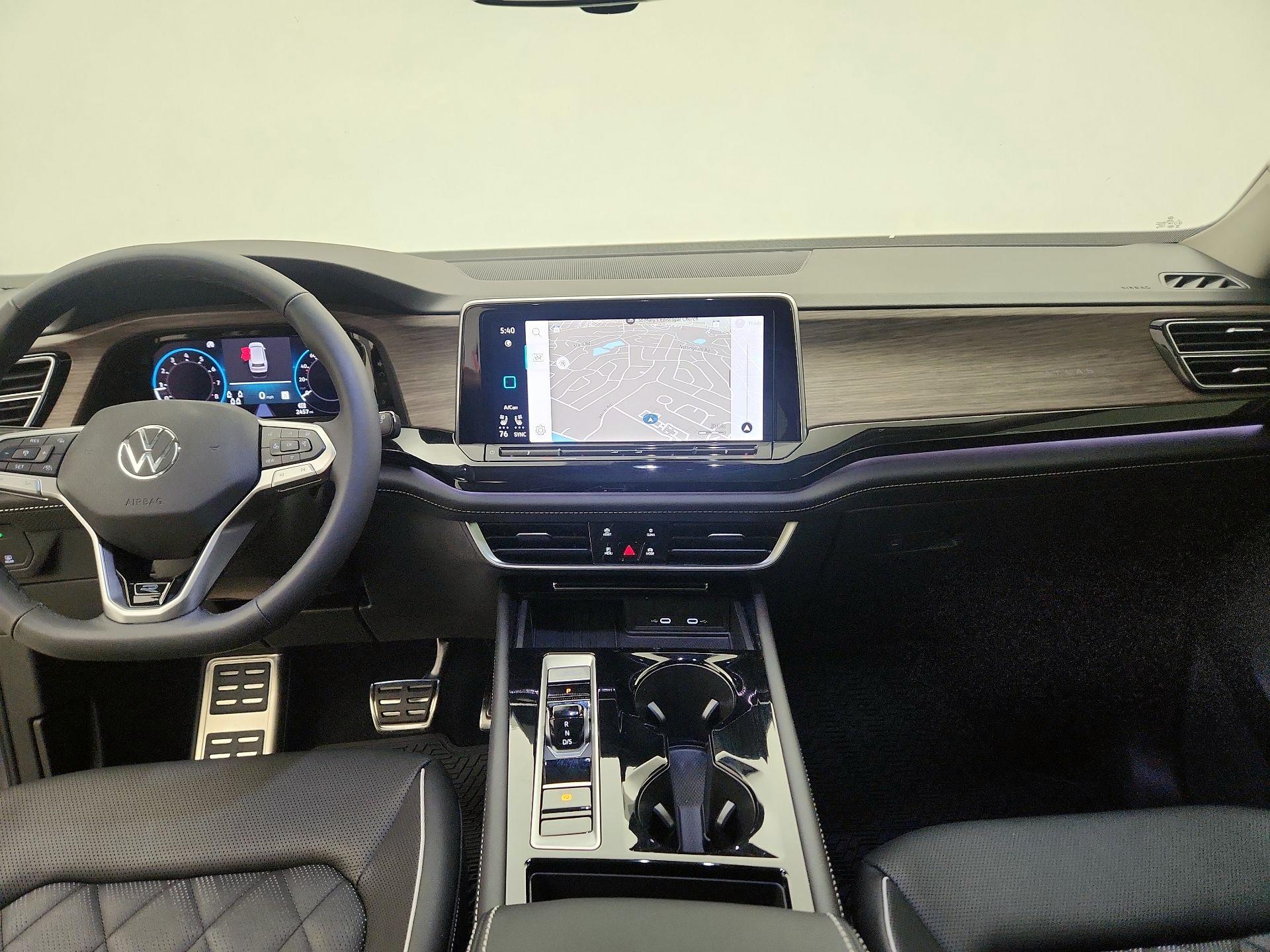 Thumbnail: 2025 Volkswagen Atlas - 9