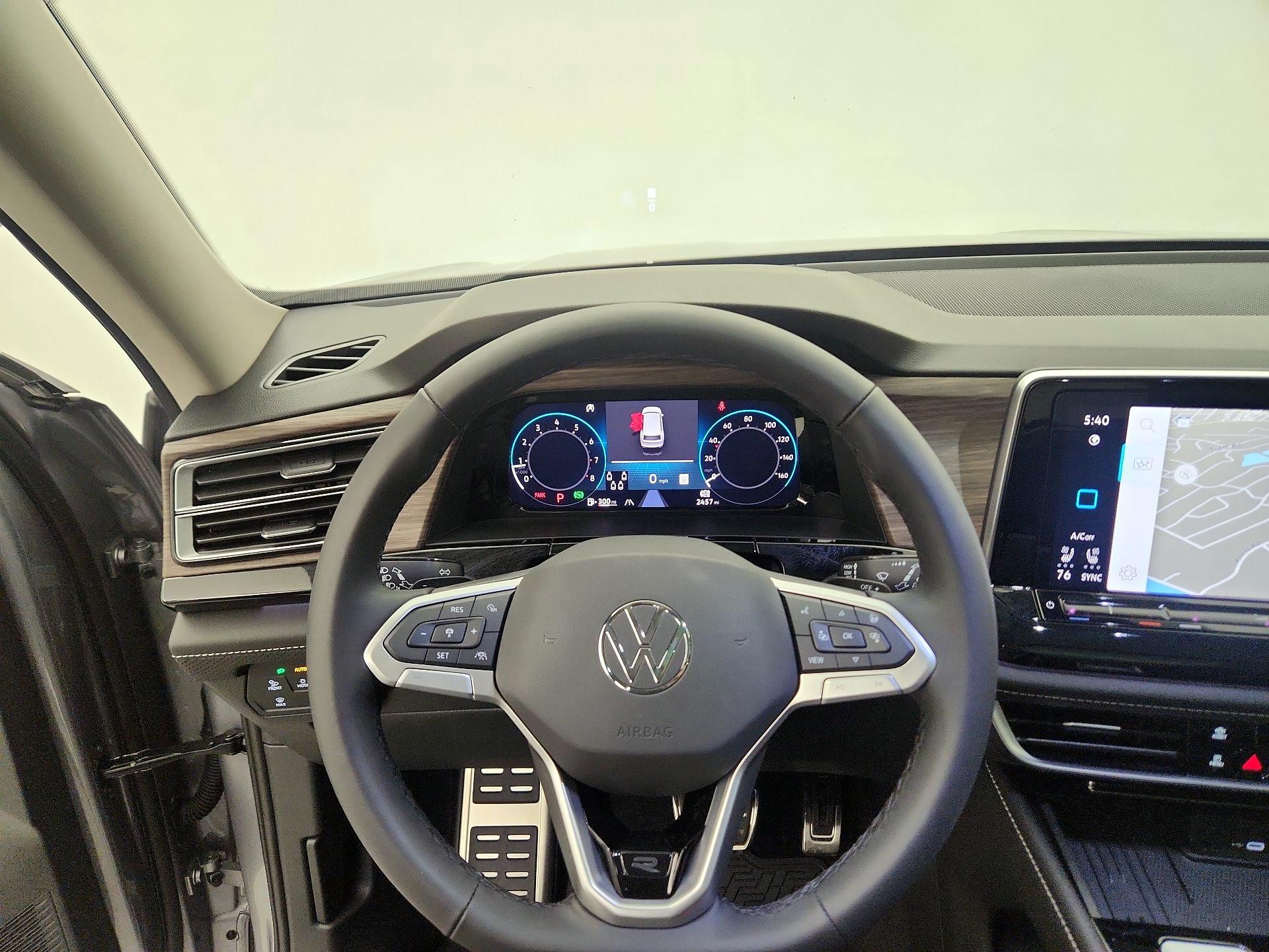 Thumbnail: 2025 Volkswagen Atlas - 10