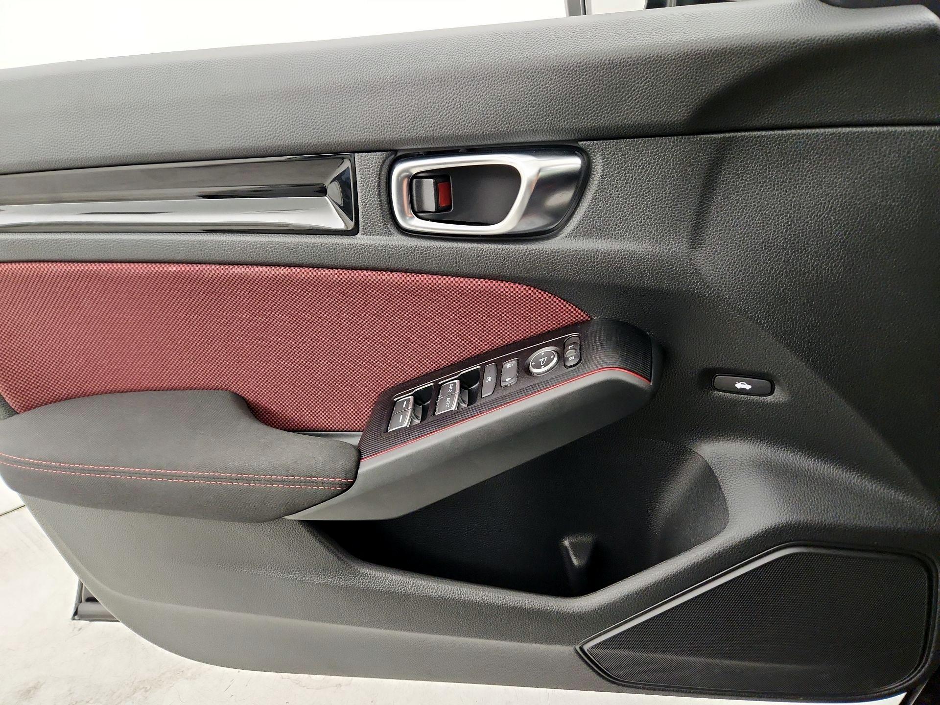 Thumbnail: 2024 Honda Civic - 12