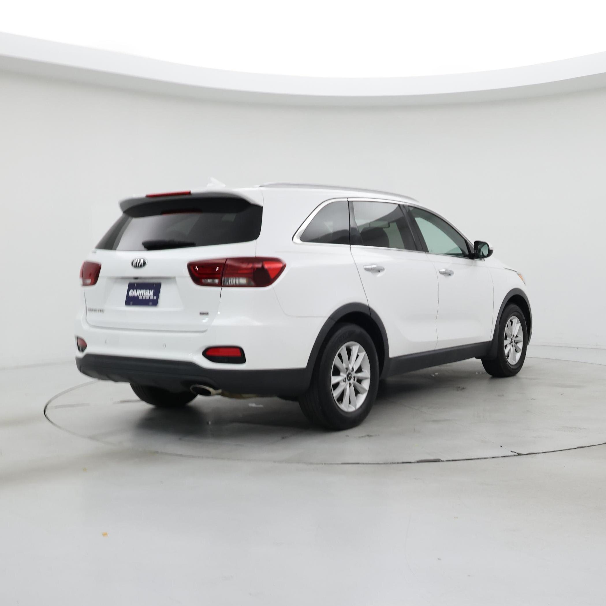 Thumbnail: 2019 Kia Sorento - 8