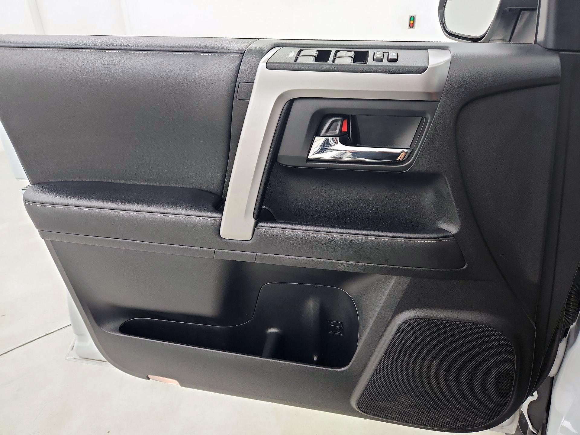 Thumbnail: 2024 Toyota 4Runner - 12
