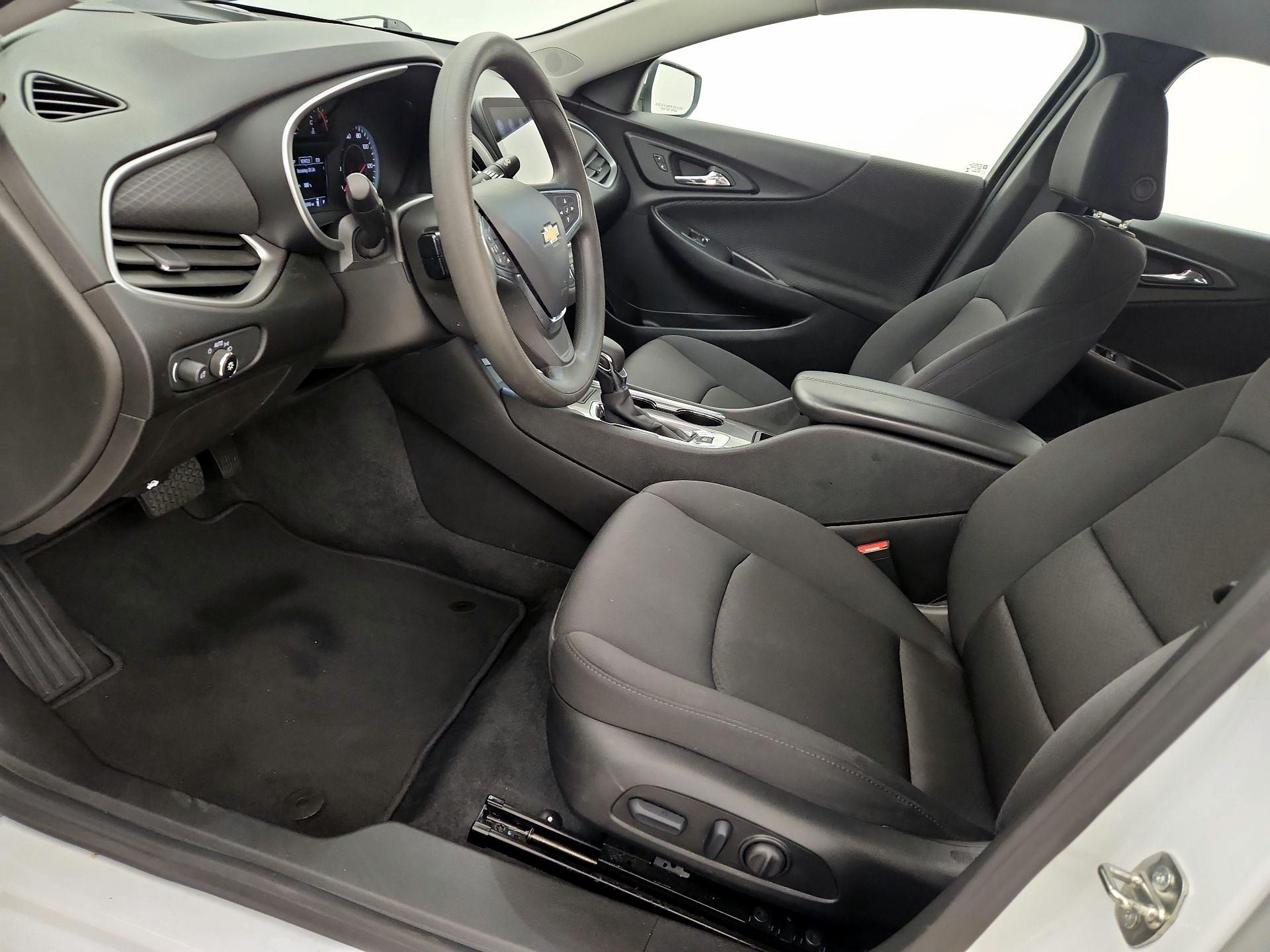 Thumbnail: 2023 Chevrolet Malibu - 11