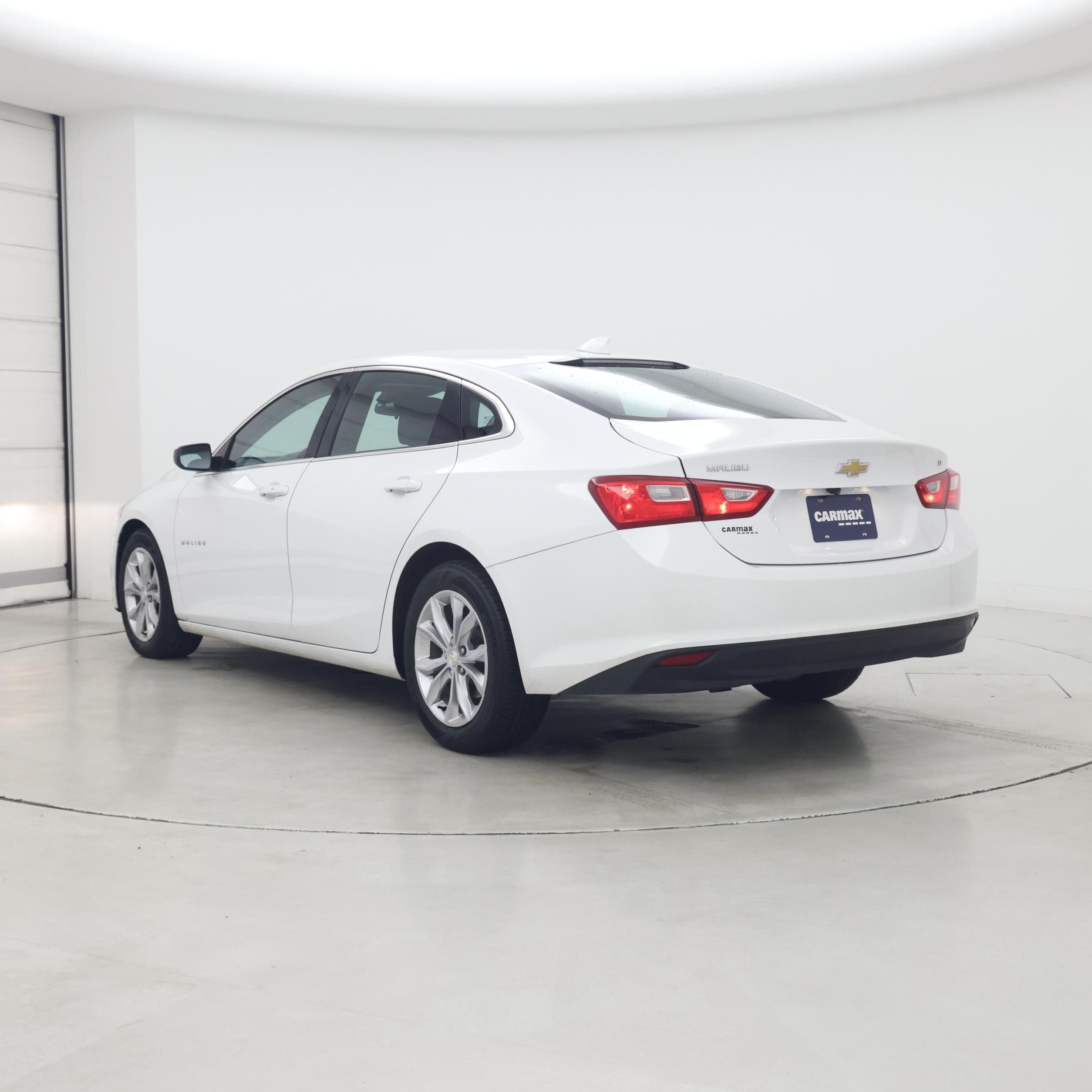 Thumbnail: 2023 Chevrolet Malibu - 2