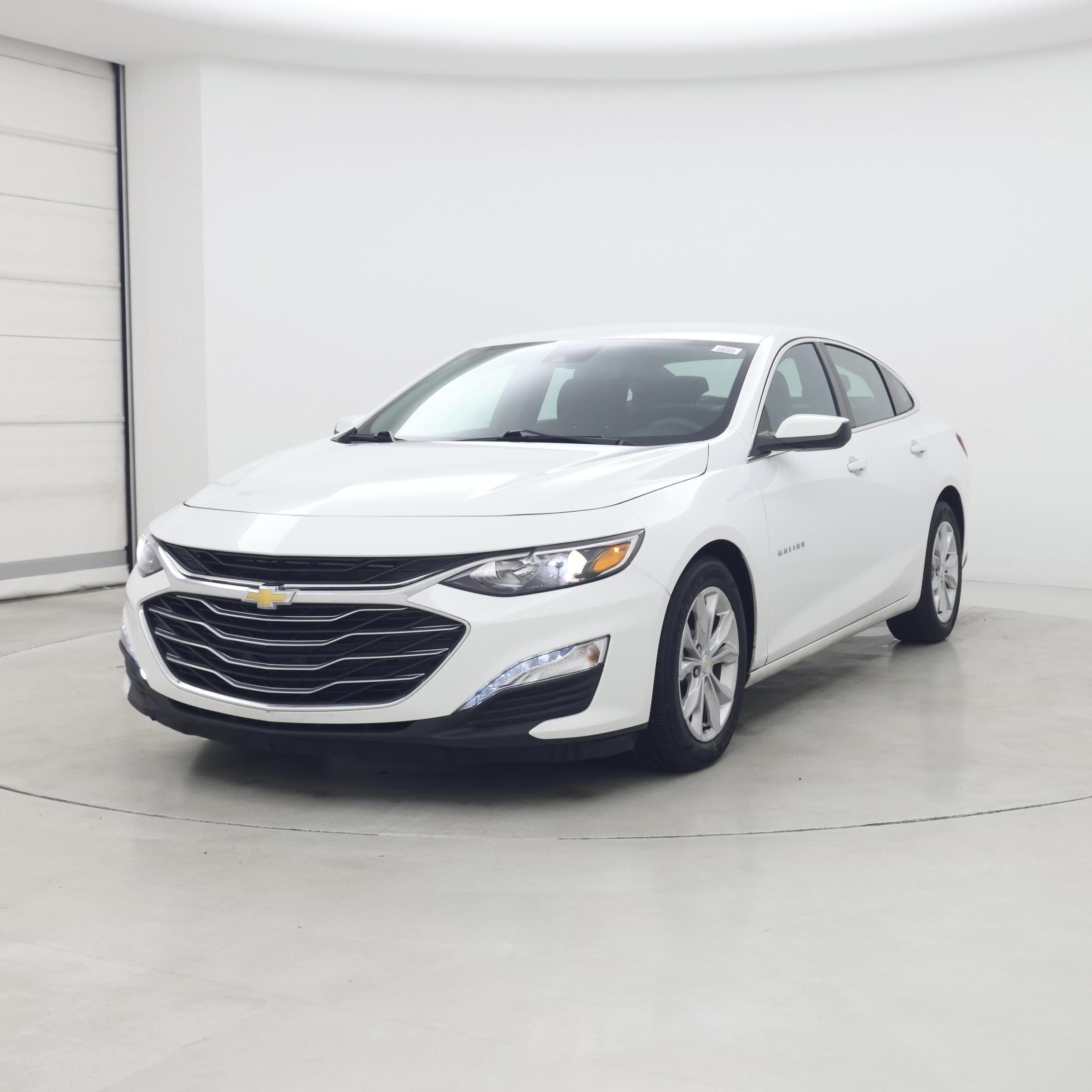 Thumbnail: 2023 Chevrolet Malibu - 4