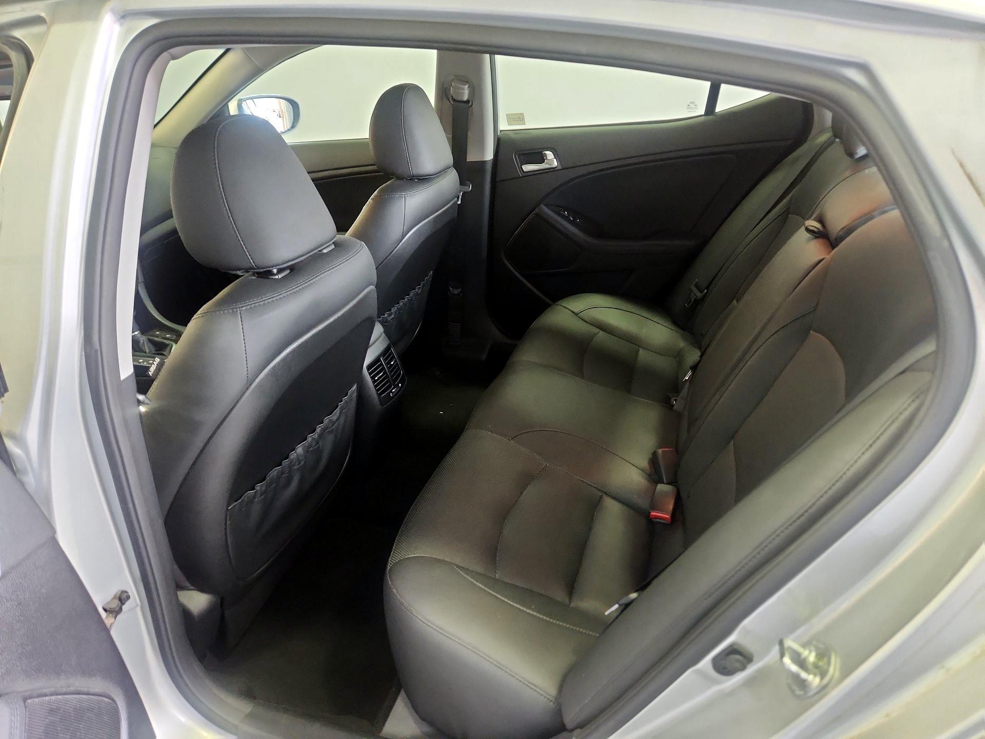 Thumbnail: 2015 Kia Optima - 18