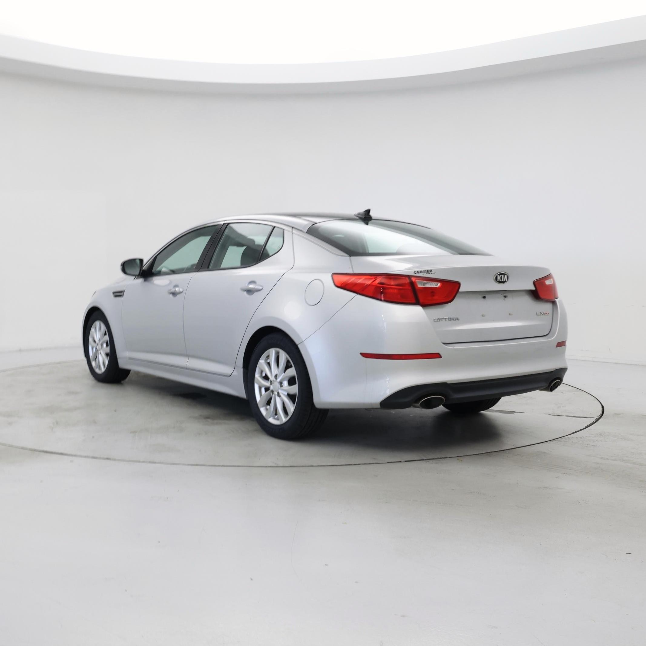 Thumbnail: 2015 Kia Optima - 2