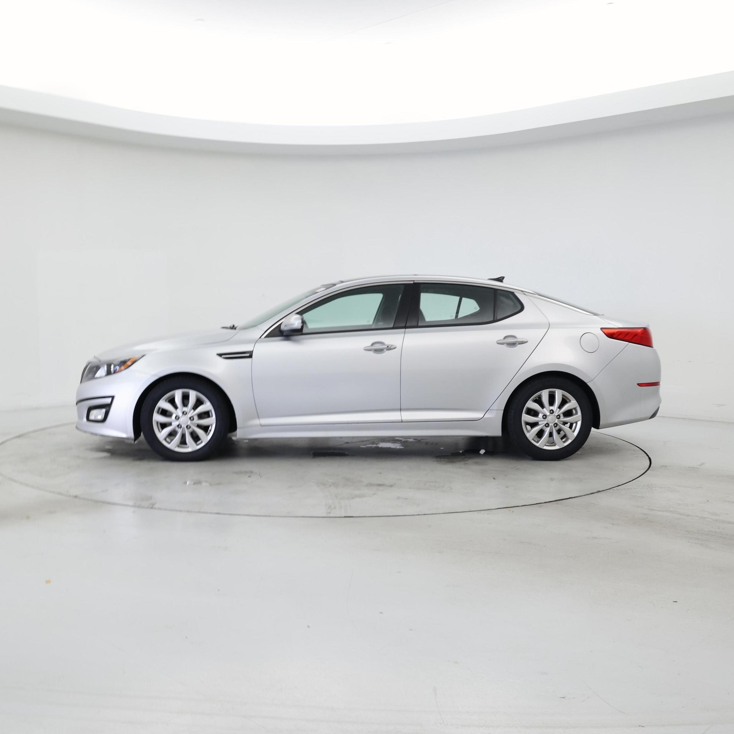 Thumbnail: 2015 Kia Optima - 3