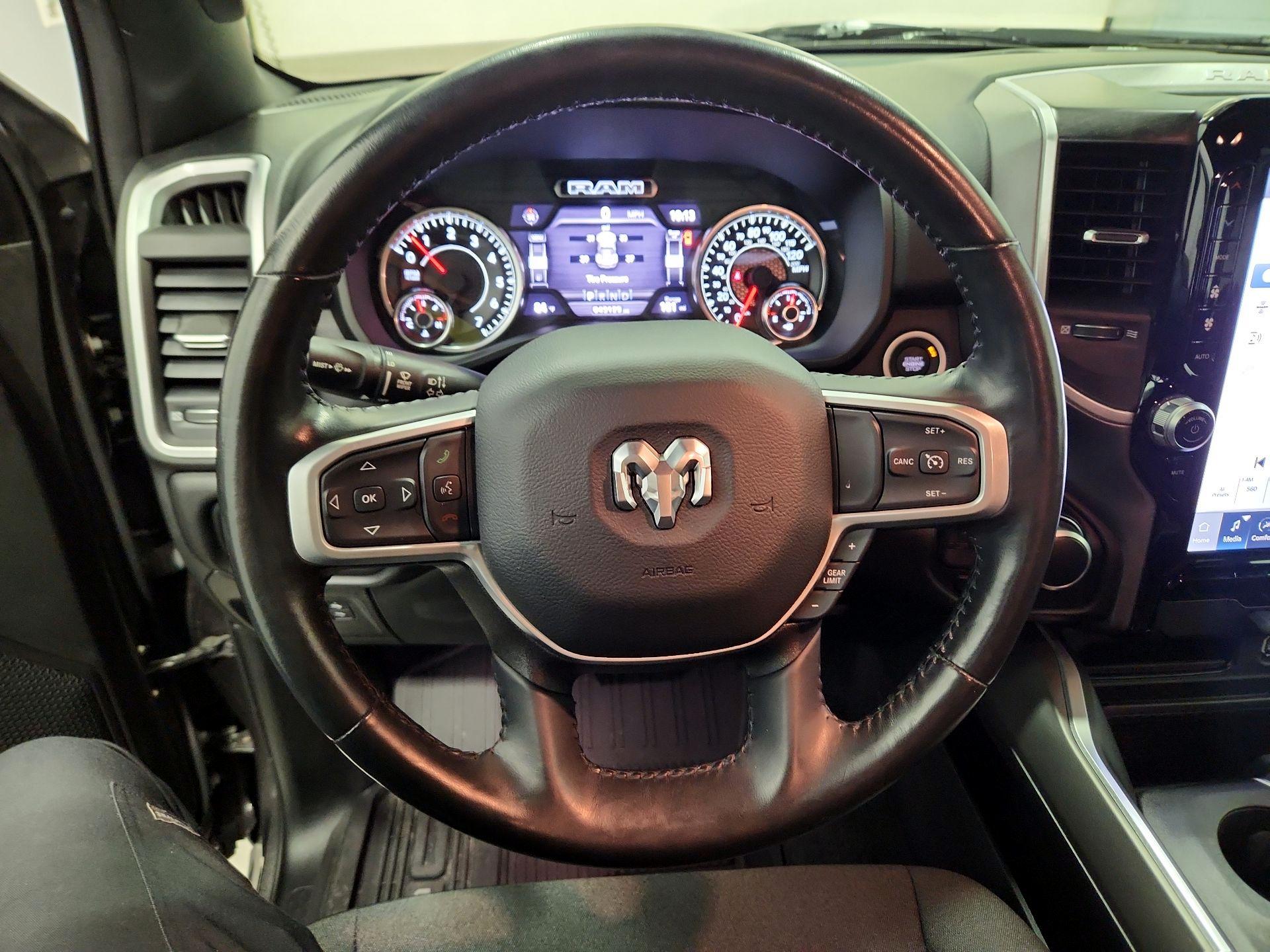 Thumbnail: 2023 RAM 1500 - 10