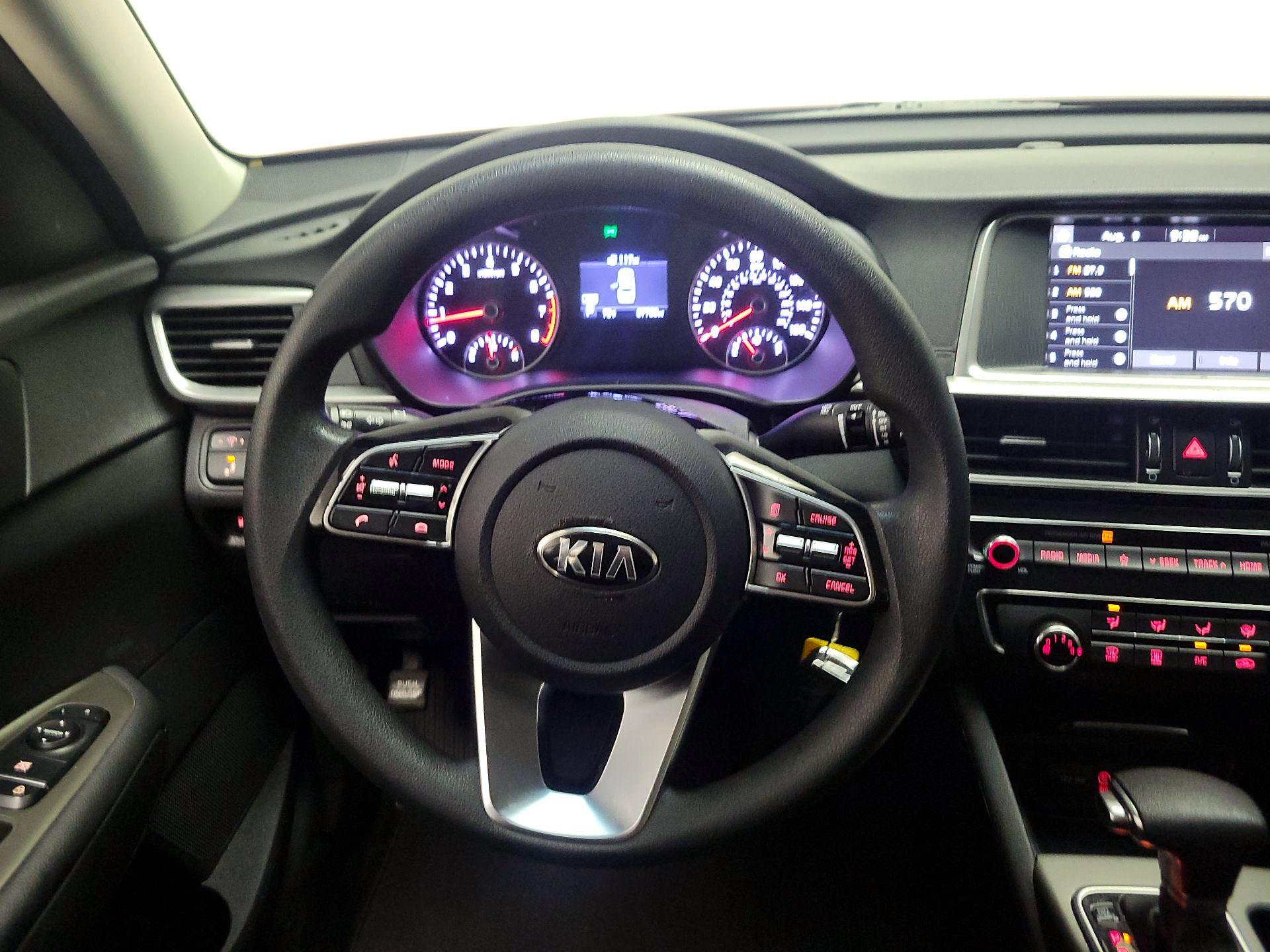 Thumbnail: 2020 Kia Optima - 10