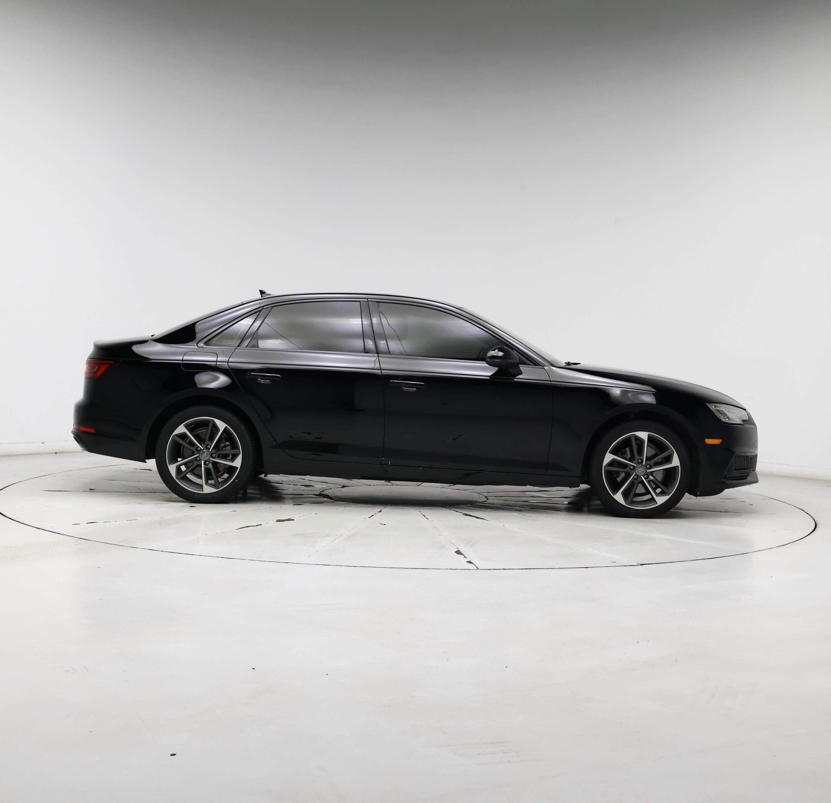 Thumbnail: 2019 Audi A4 - 7