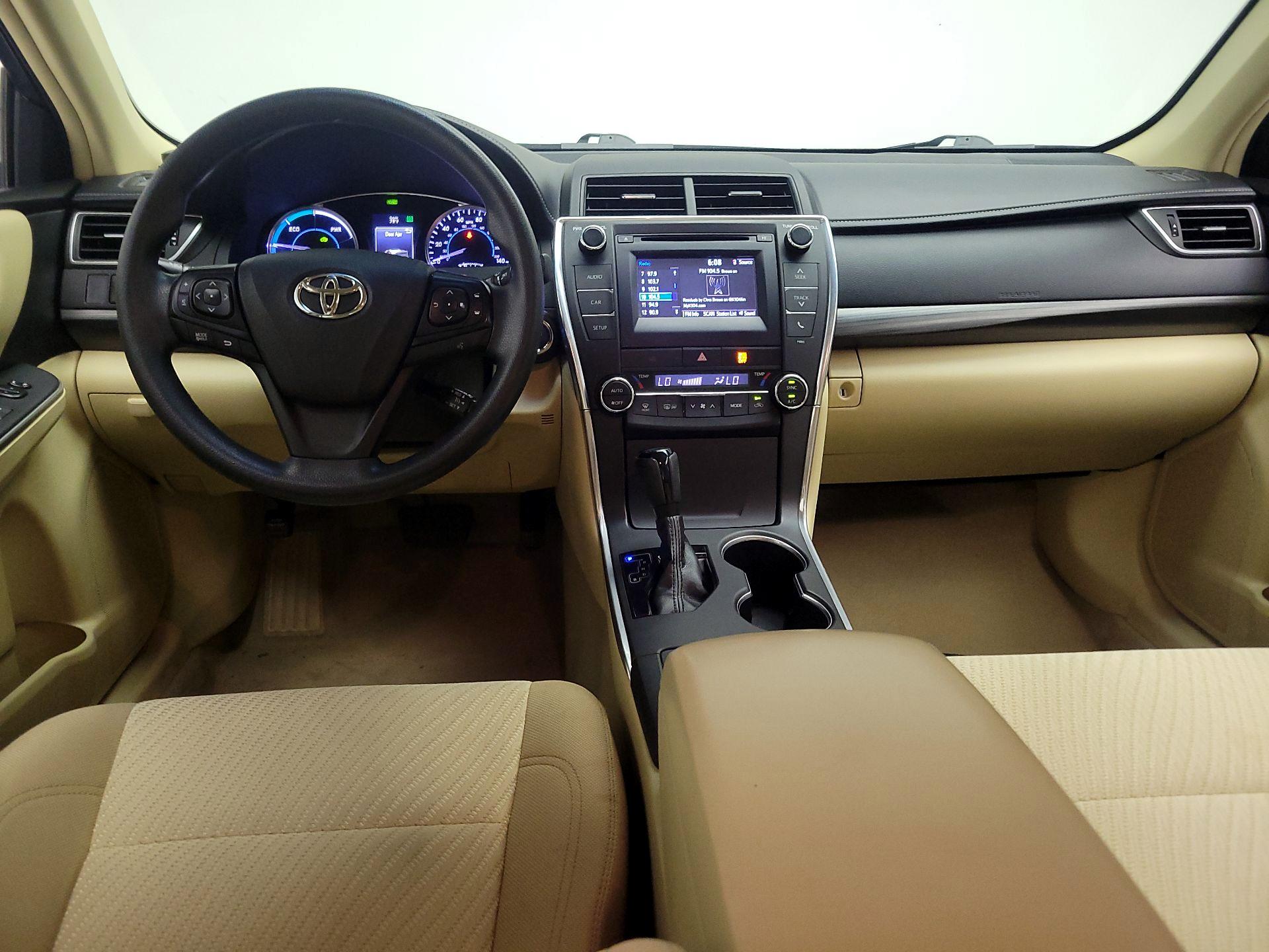 Thumbnail: 2015 Toyota Camry - 9